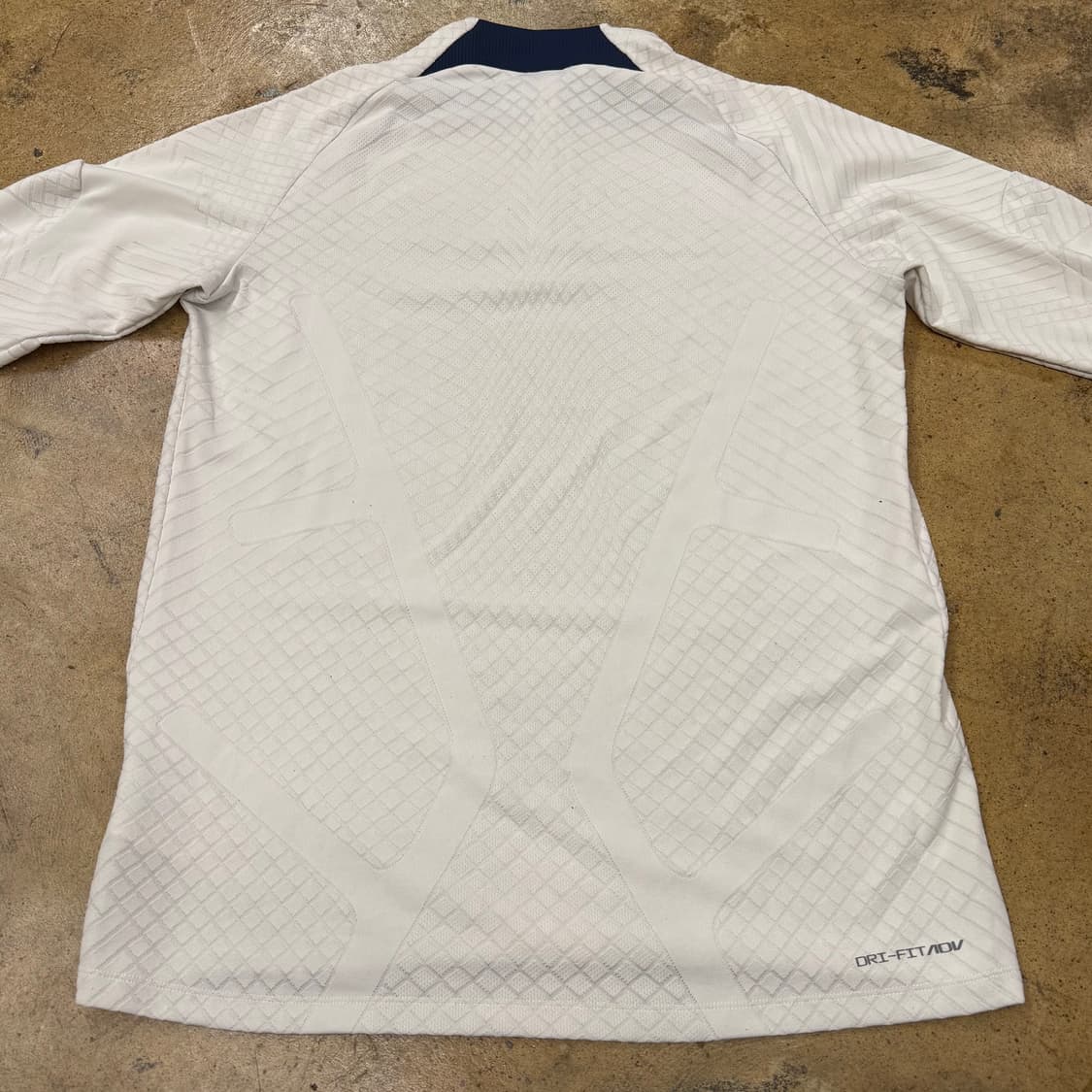 [정품/L] 나이키 파리생제르망 화이트 긴팔 트레이닝 탑 b17 상품이미지4