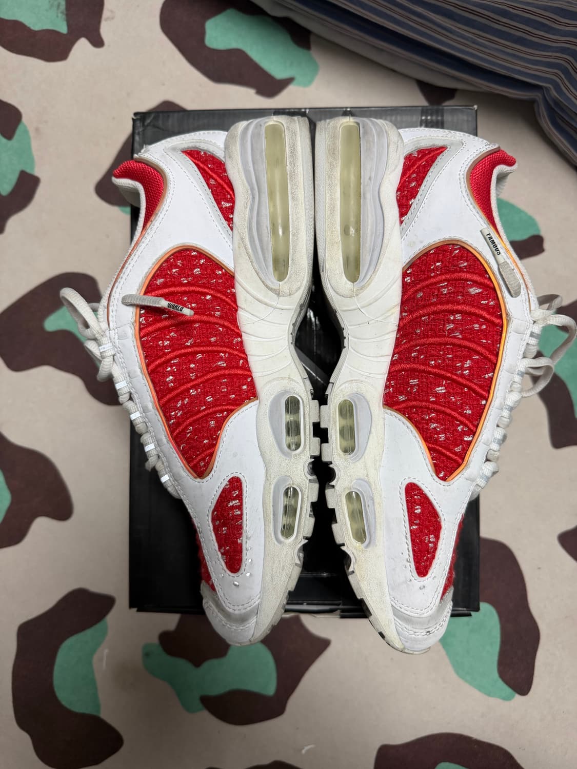 나이키 슈프림 테일윈드 상품이미지2