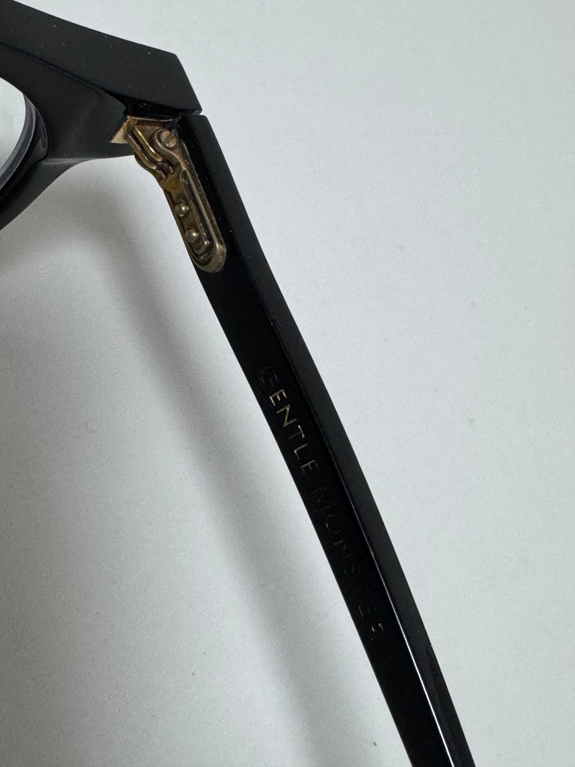 젠틀몬스터 밀란 클립온 상품이미지6