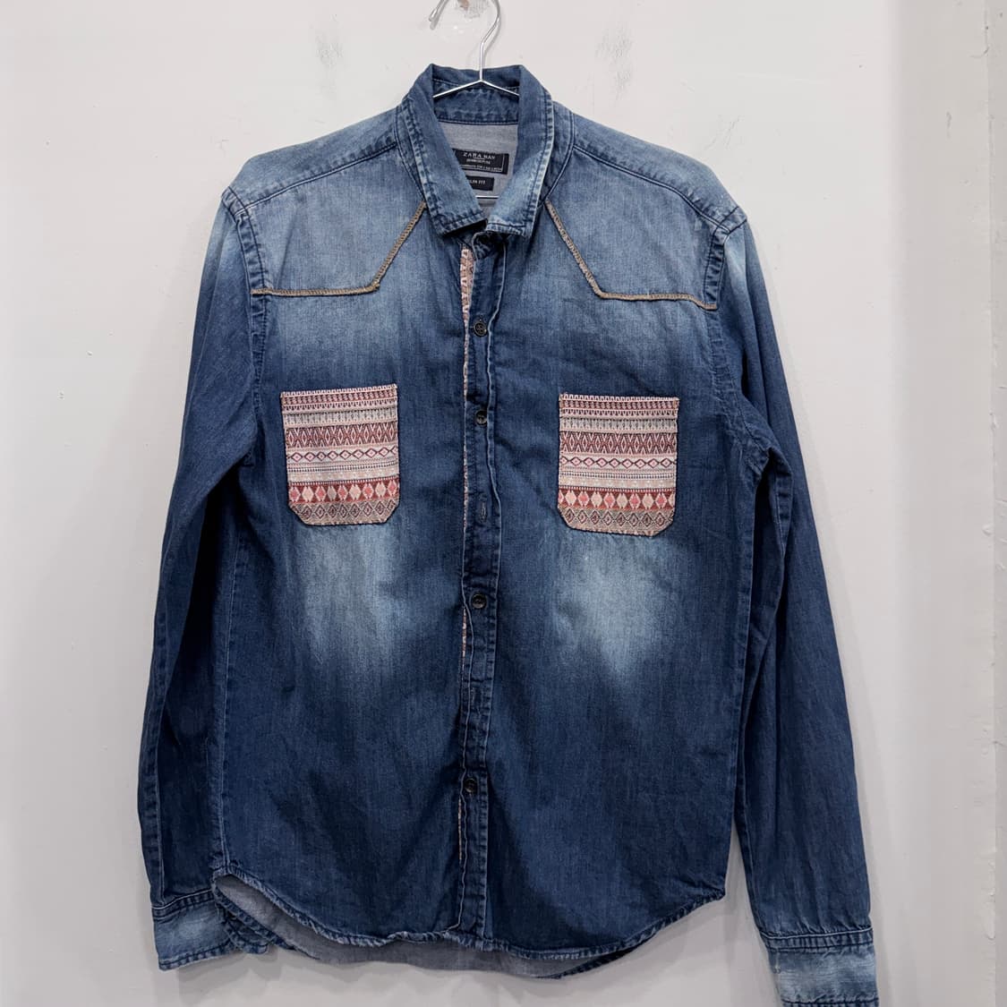 자라 인디안포켓 데님셔츠 상품이미지1