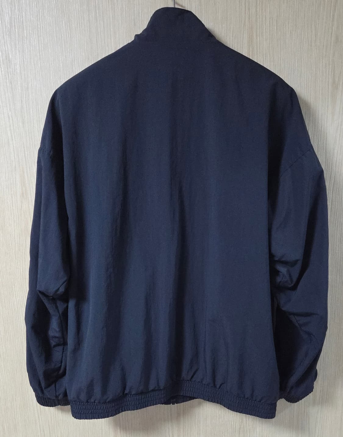 (착샷) 아디다스 락업 트레포일 우븐 바람막이 상품이미지6