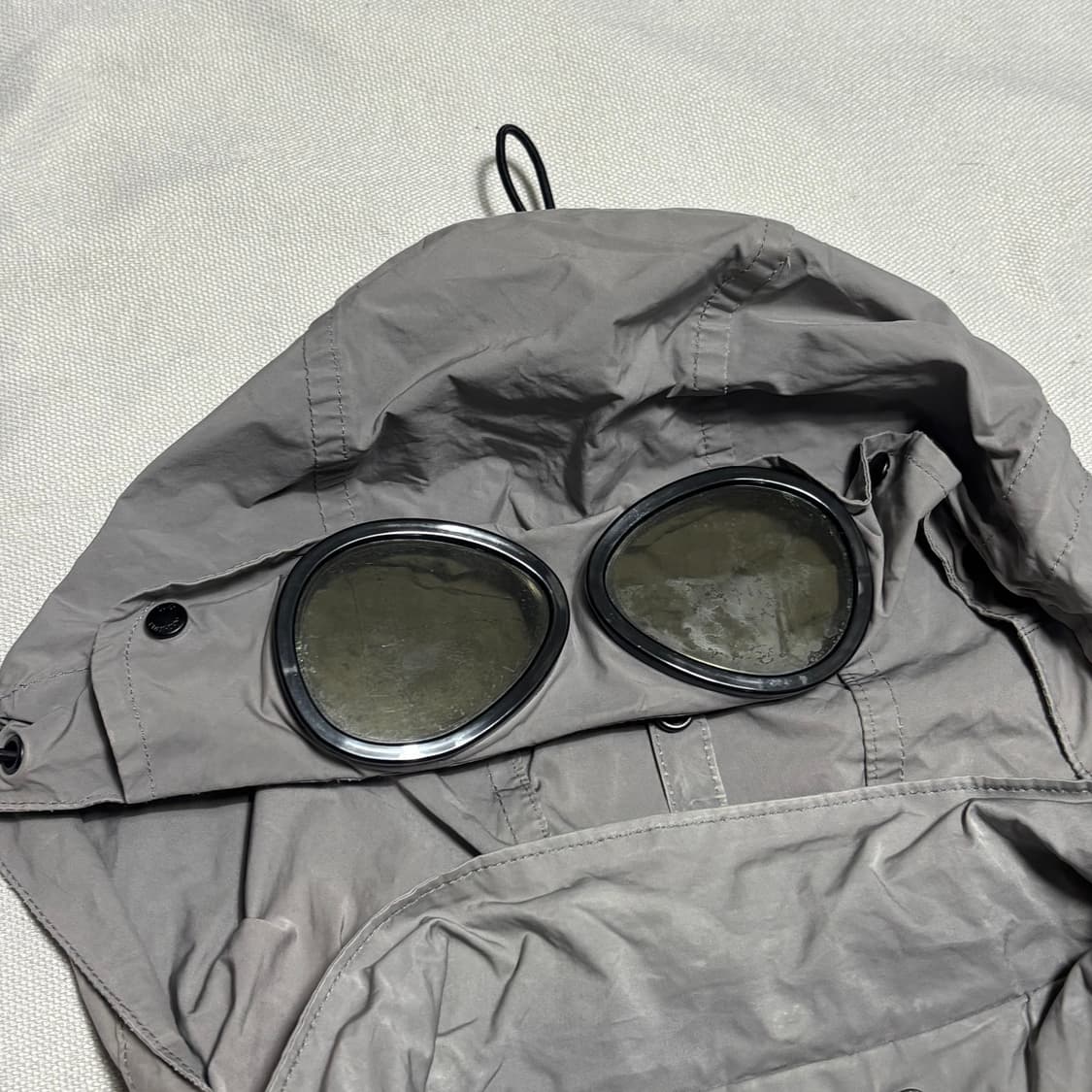 100 C.P. 컴퍼니 후드고글 그레이 바람막이 자켓  상품이미지7