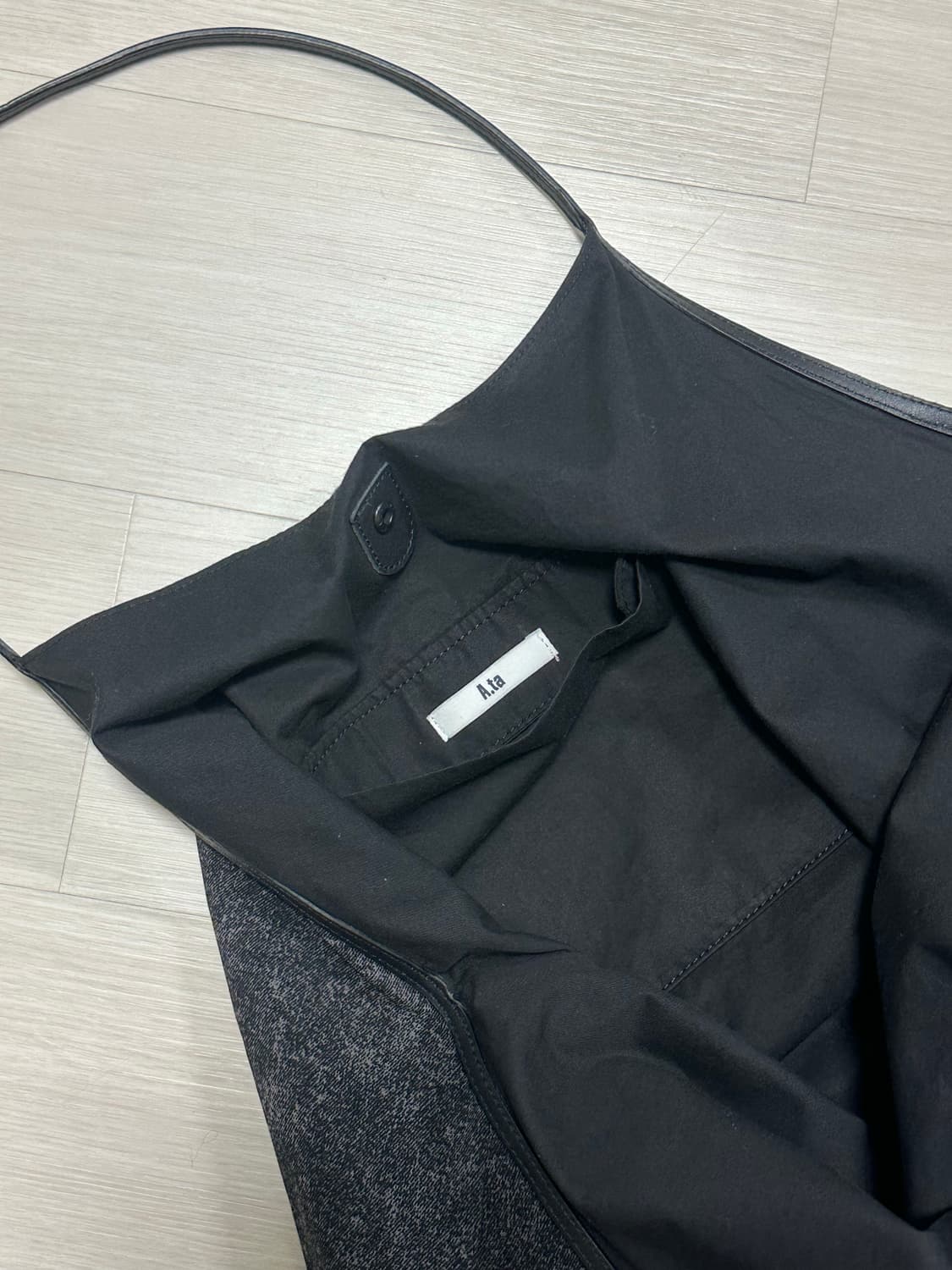 A.ta VISIBLE BAG (BLACK /BLACK) 상품이미지3