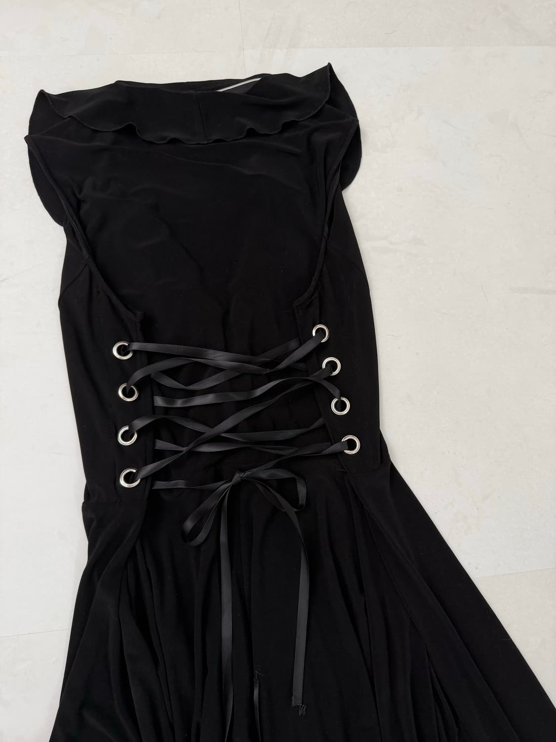 블랙 아일렛 디테일 집업 원피스  상품이미지7