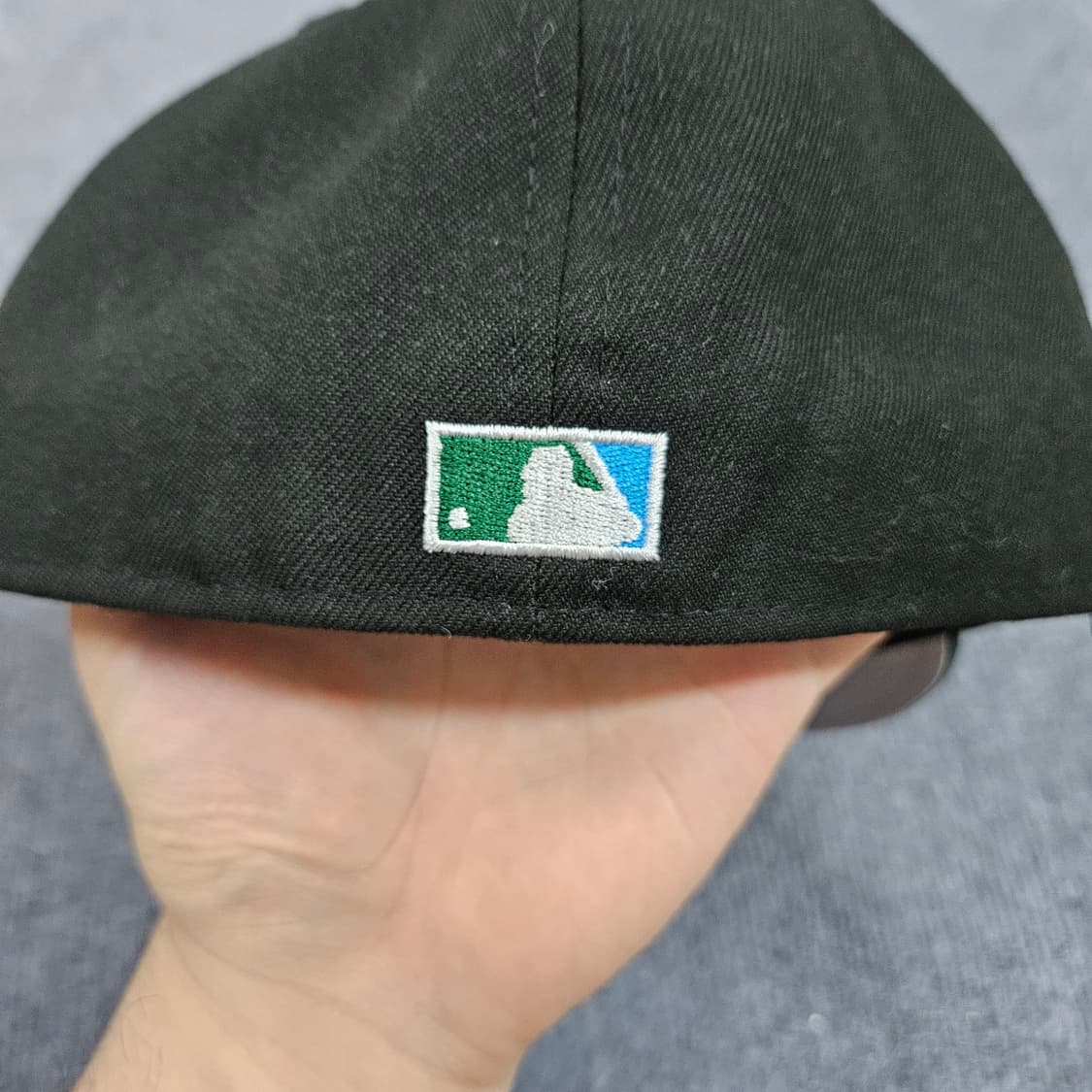 뉴에라 토론토 블랙/그린 30주년 모자(급처) 상품이미지3
