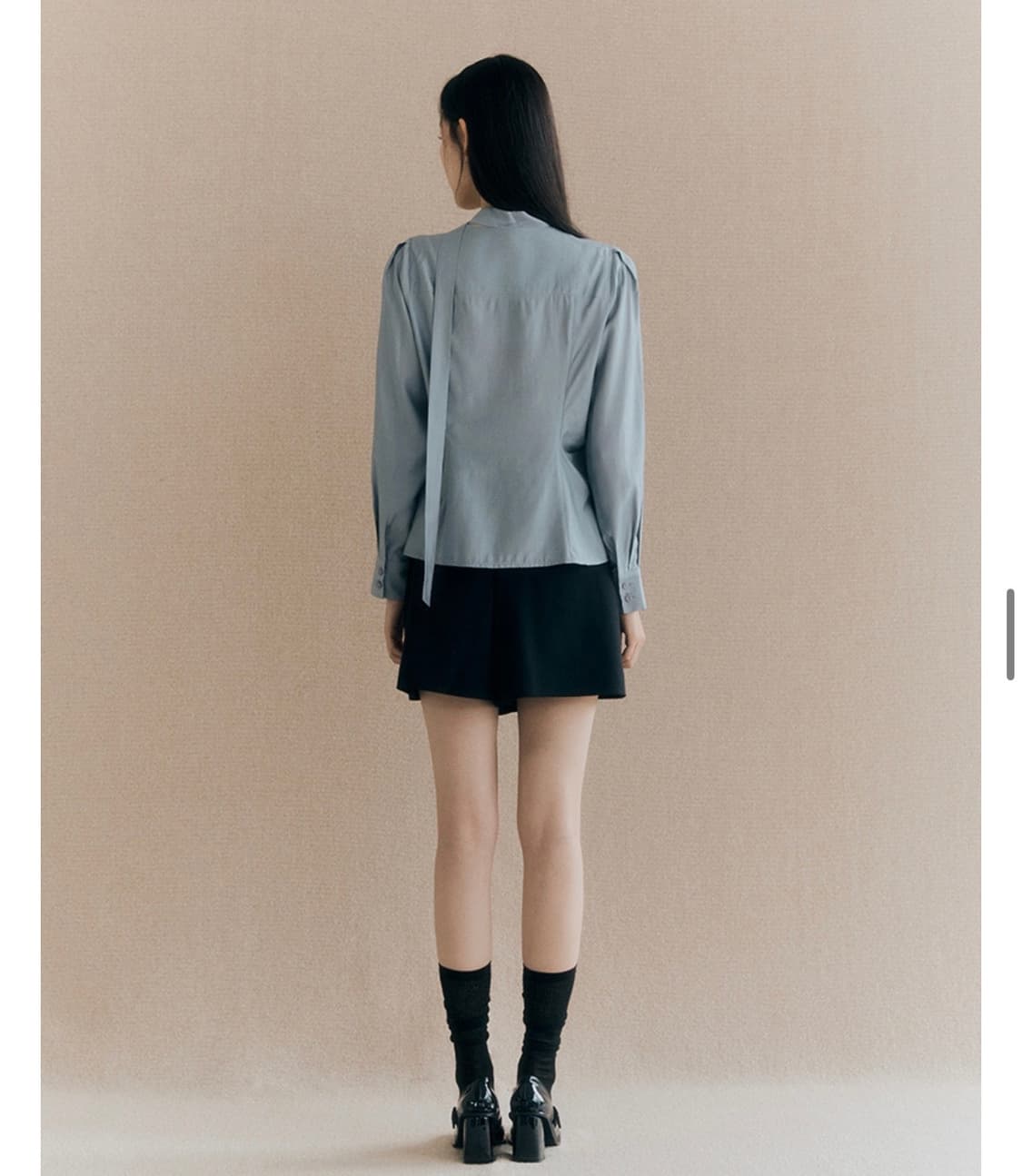 로엠 타이 블라우스 택 안뗀 미착용 m사이즈 상품이미지3