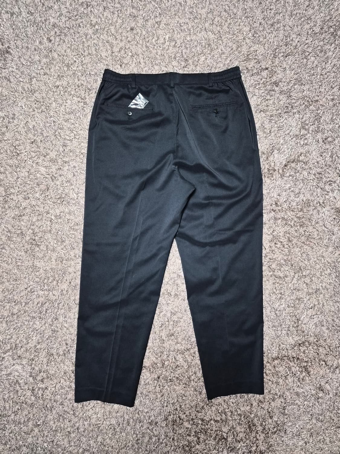 (새상품)유니클로 드라이 와이드핏 턱테이퍼드 팬츠 상품이미지2