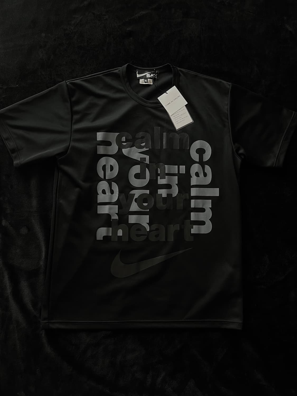 꼼데가르송 블랙 x 나이키 숏 슬리브 티셔츠 상품이미지2