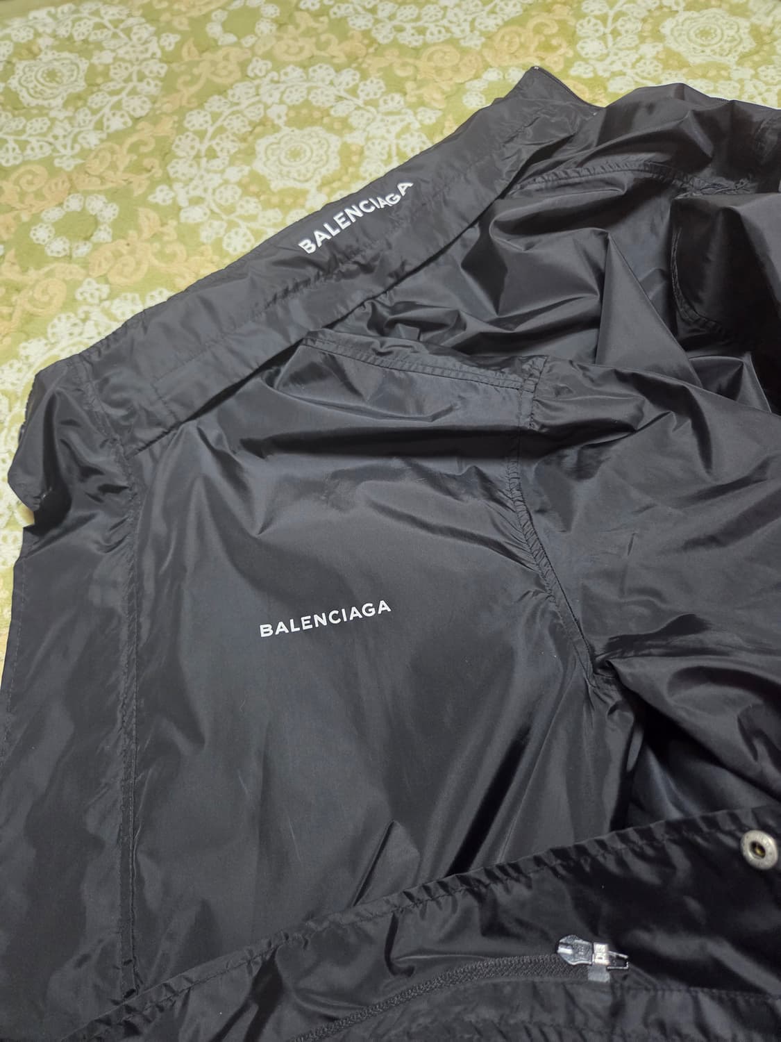 발렌시아가 후드 바람막이 105 상품이미지9