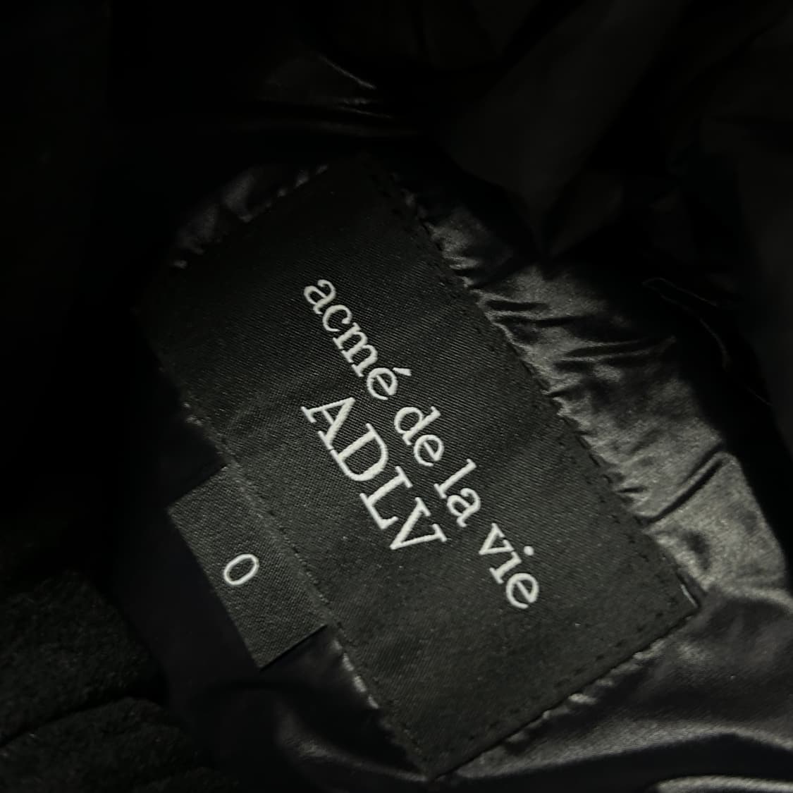 아크메드라비 글로시 덕다운 유광패딩(0) 상품이미지2