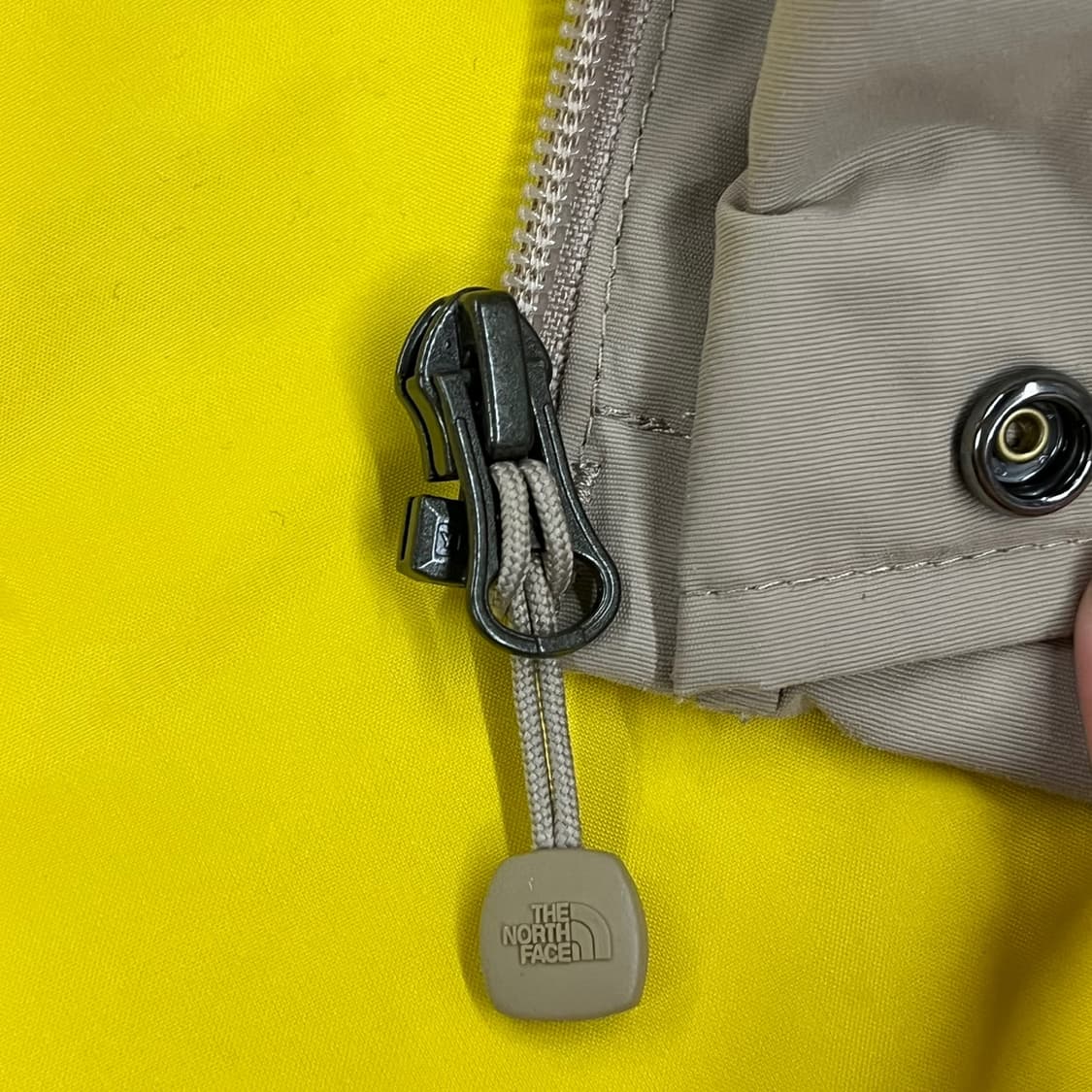 [정품/XS] 노스페이스 옐로우 베이지 바람막이 자켓 b17 상품이미지7