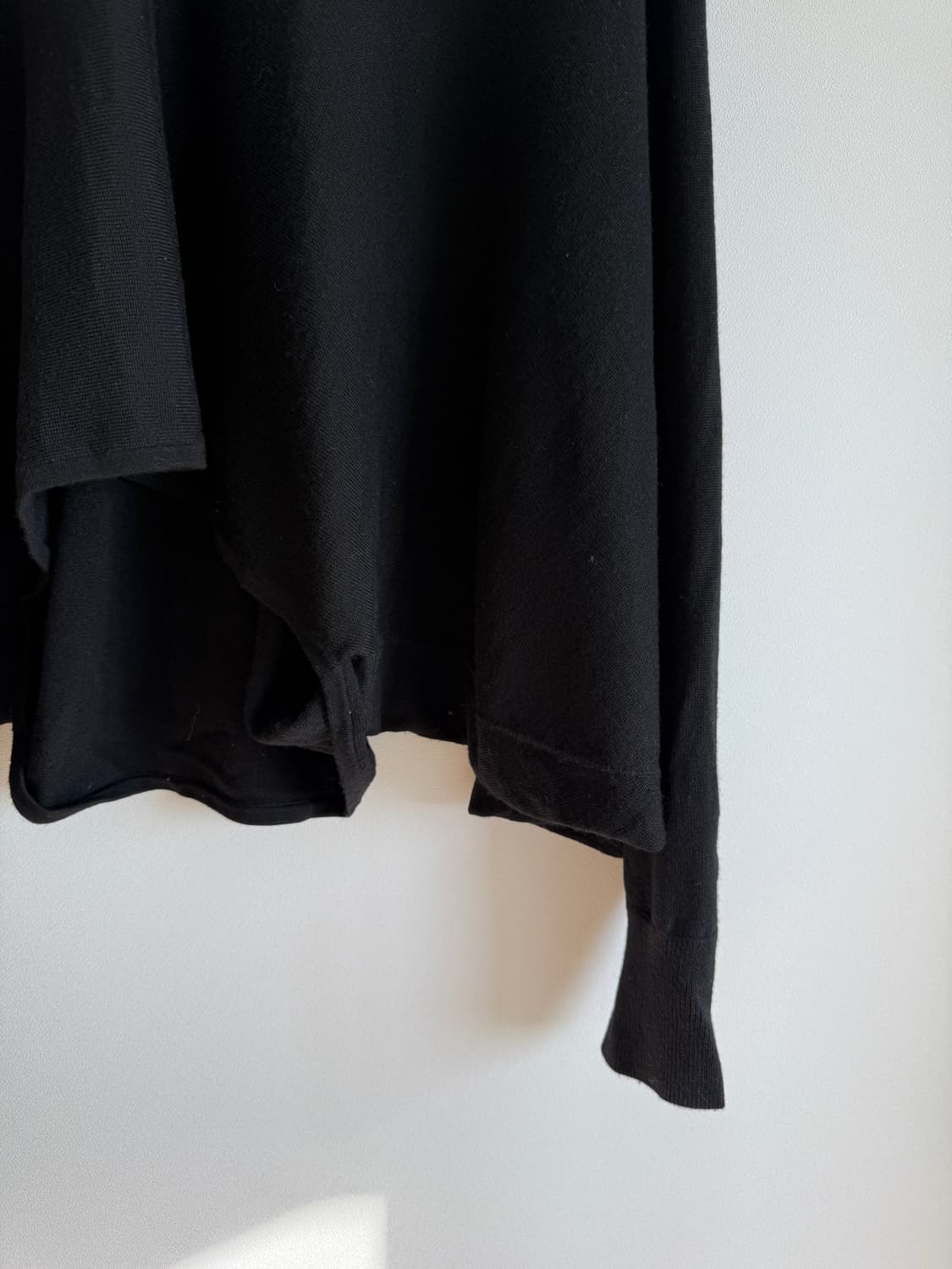 코스(COS) 가오리 핏 울 니트 상품이미지4