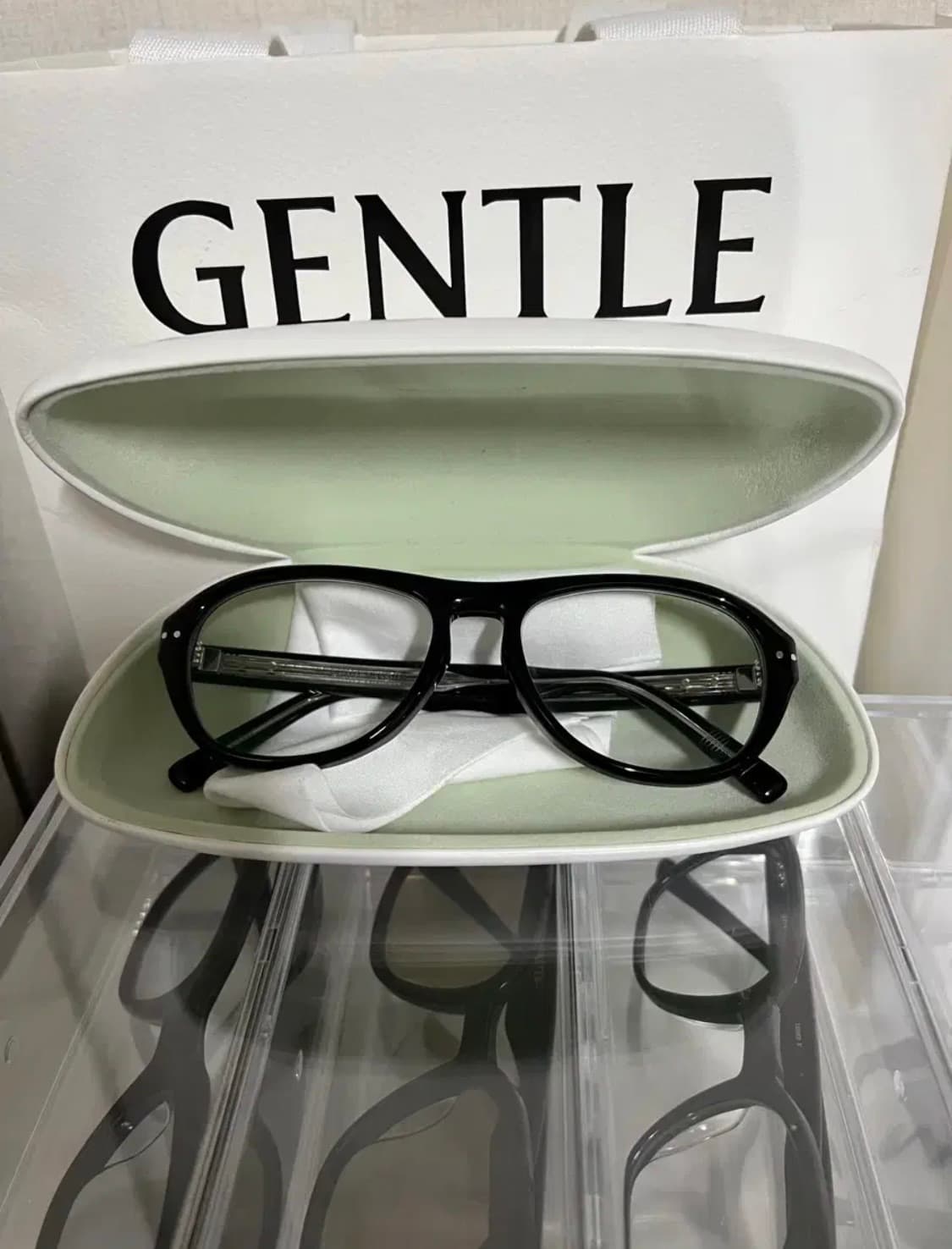 젠틀몬스터oaa판매합니다 상품이미지1