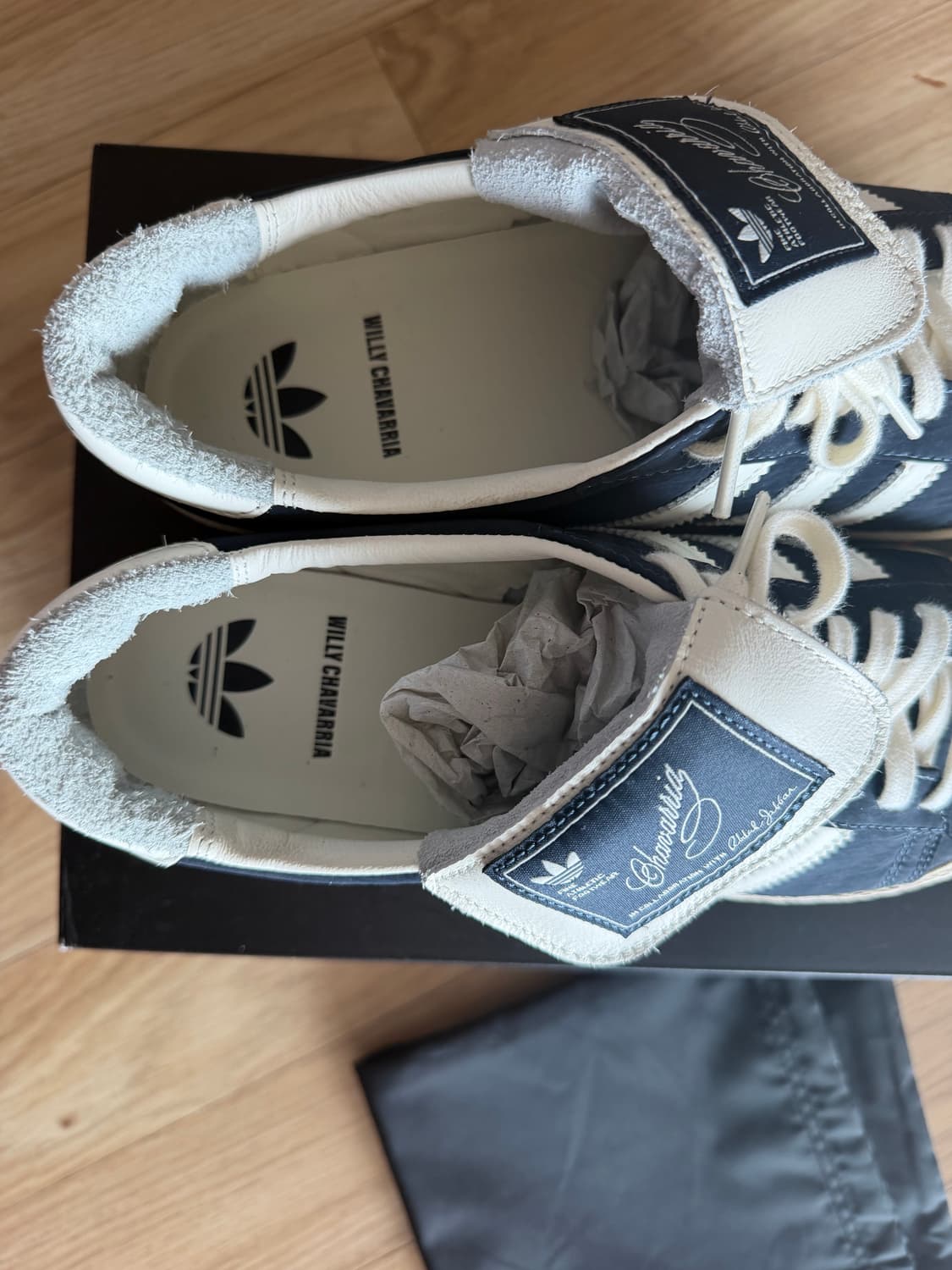 [us 9,270] 아디다스x윌리 차바리아 자바 로우 상품이미지5