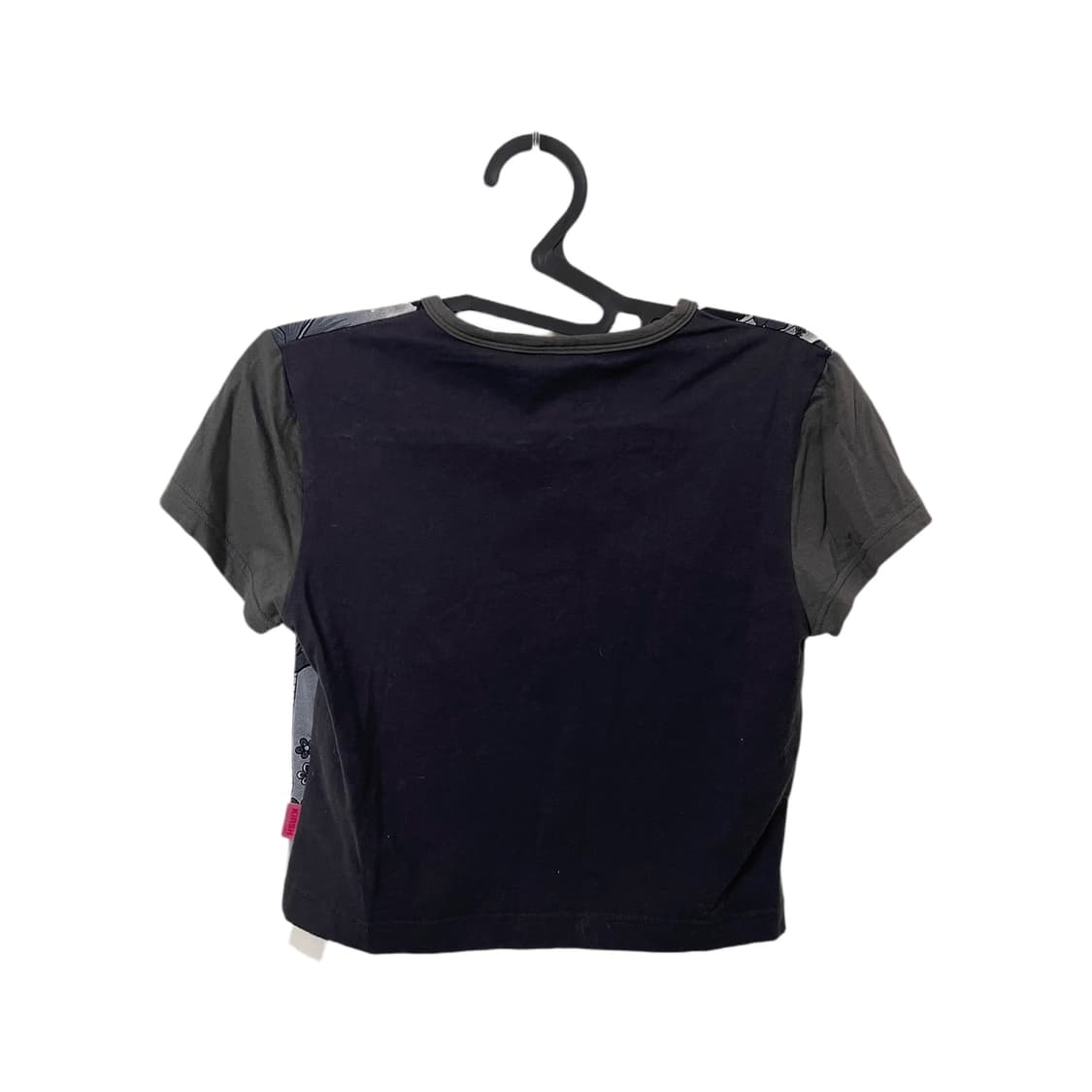 키르시 갤즈 콜라보 크롭 반팔 상품이미지2