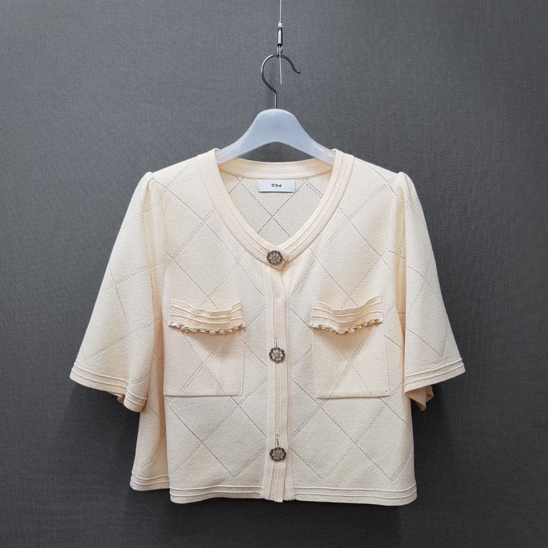 오즈세컨 2022 크롭 반팔 니트 가디건  85사이즈 상품이미지1