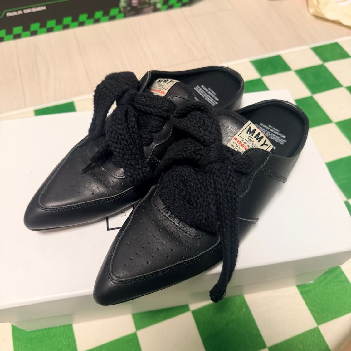 메종 미하라 야스히로 MMY 블랙뮬 로지뮬 스틸레토 스니커즈 에어포스 상품이미지1