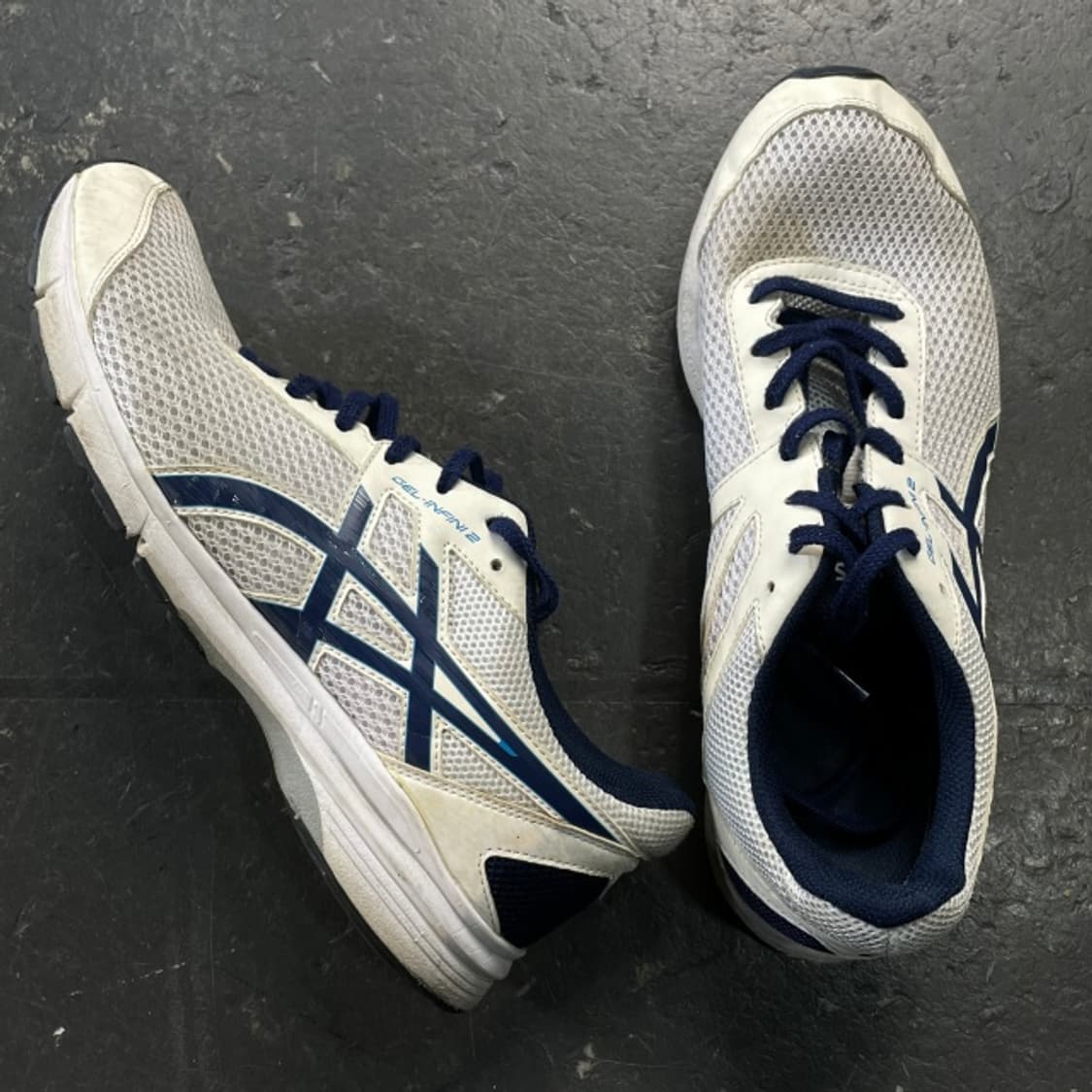 270 아식스 젤 인피니 2 런닝화 상품이미지1