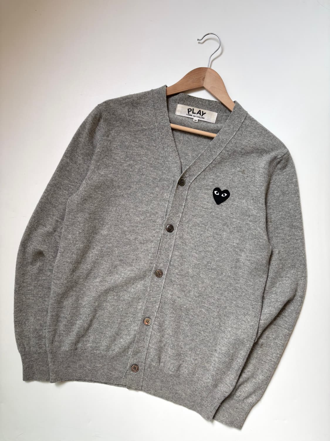 Comme des Garçons 꼼데가르송 와펜 그레이 브이넥 가디건 상품이미지4