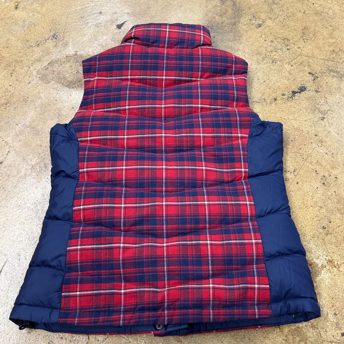 노스페이스 체크 패딩 조끼  상품이미지3