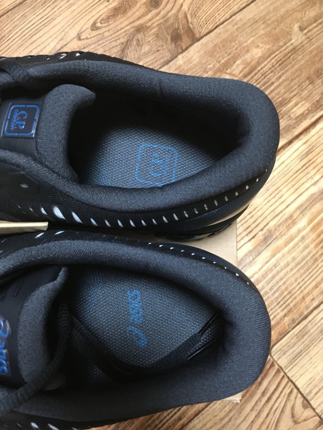 아식스 씨피컴퍼니 젤 퀸텀360 블랙 판매합니다 상품이미지4