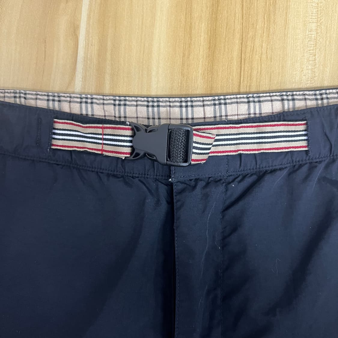 버버리 나일론 7부 팬츠  상품이미지5