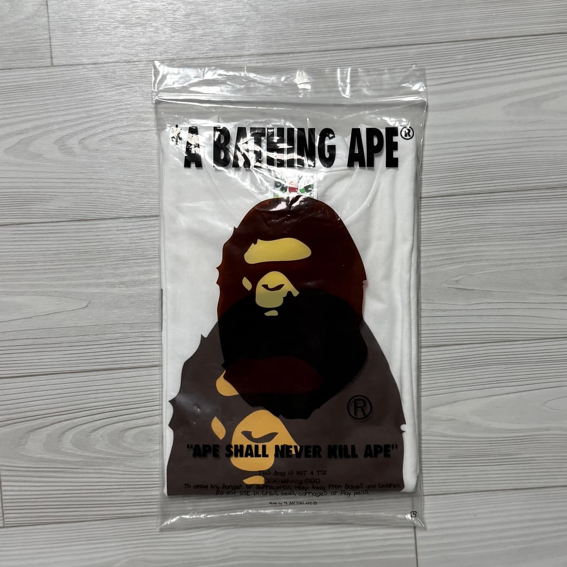 [새상품] 베이프 반팔티 M 상품이미지1