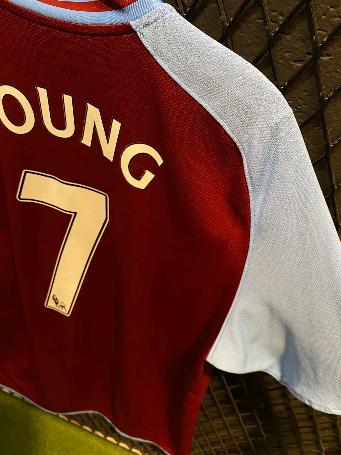 08/09 아스톤빌라 홈 애슐리 영 (XL) 상품이미지6