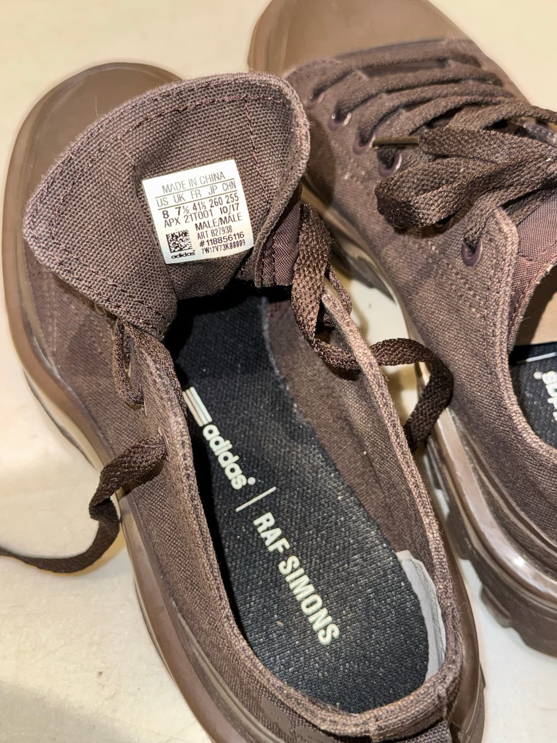 아디다스 x 라프 시몬스 디트로이트 러너 오닉스 상품이미지10