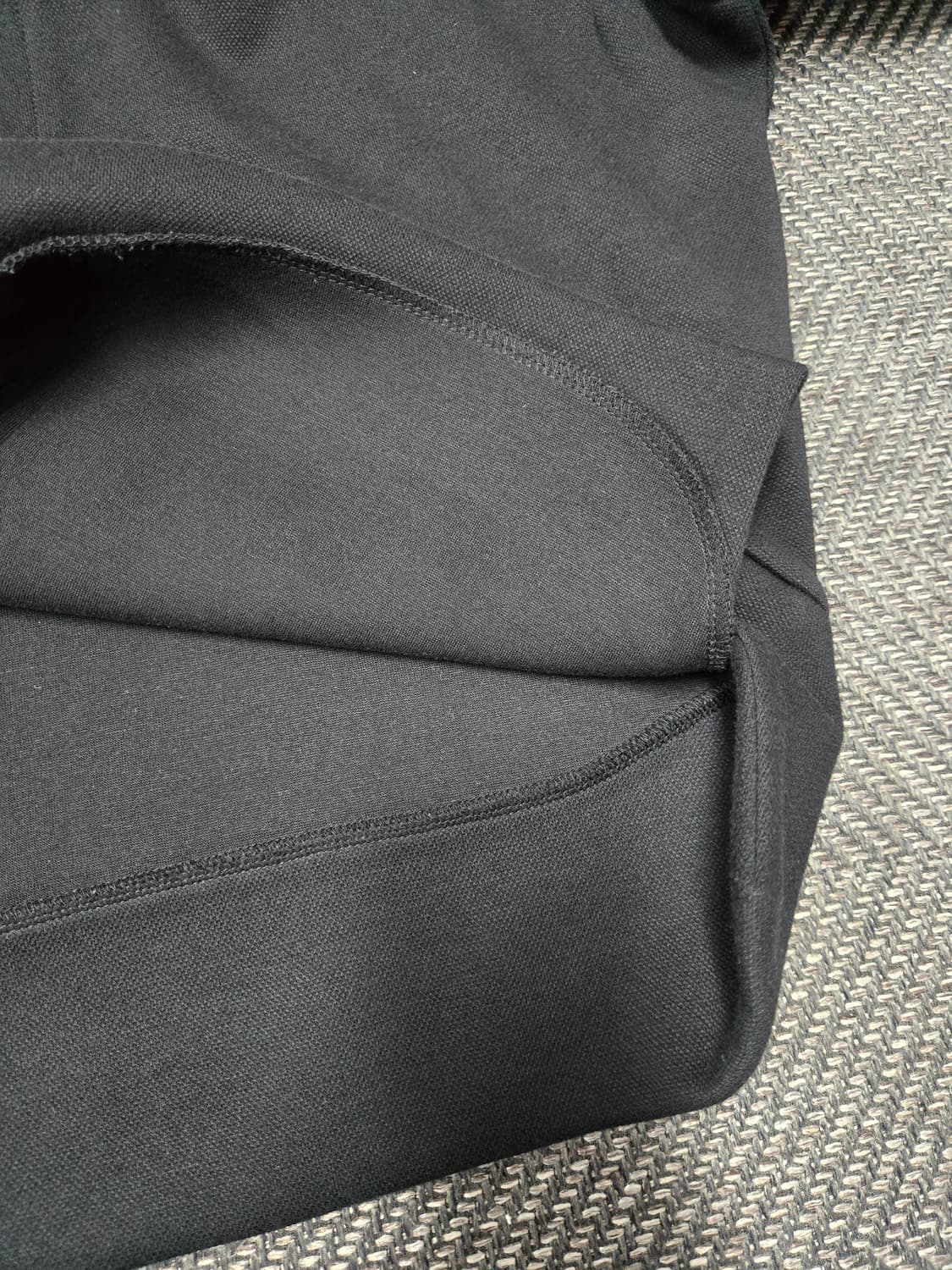 한섬 시스템옴므 블랙 후드티 단추 디테일 상품이미지5