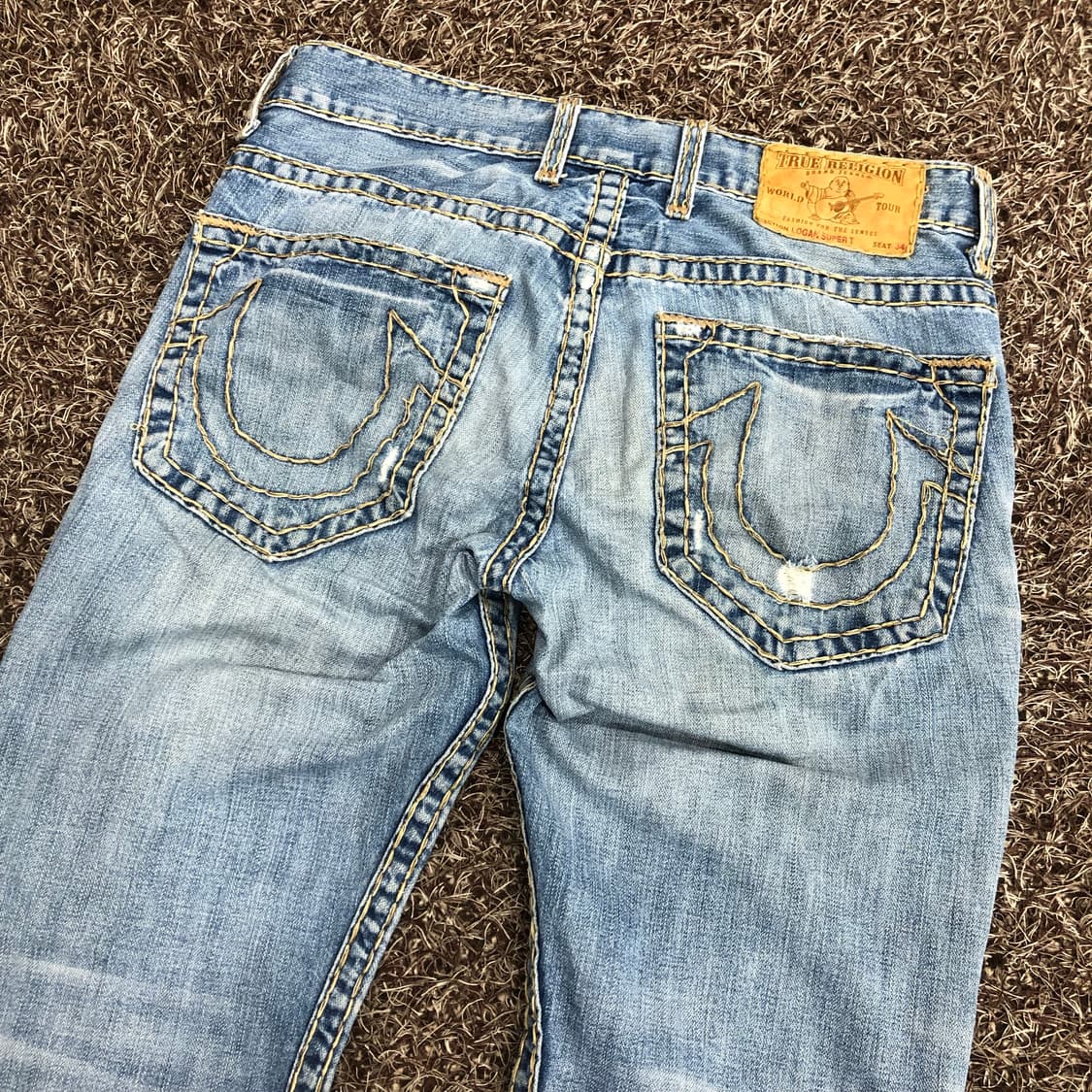 트루릴리전 Logan Super T 디스 워싱 데님 팬츠 상품이미지3