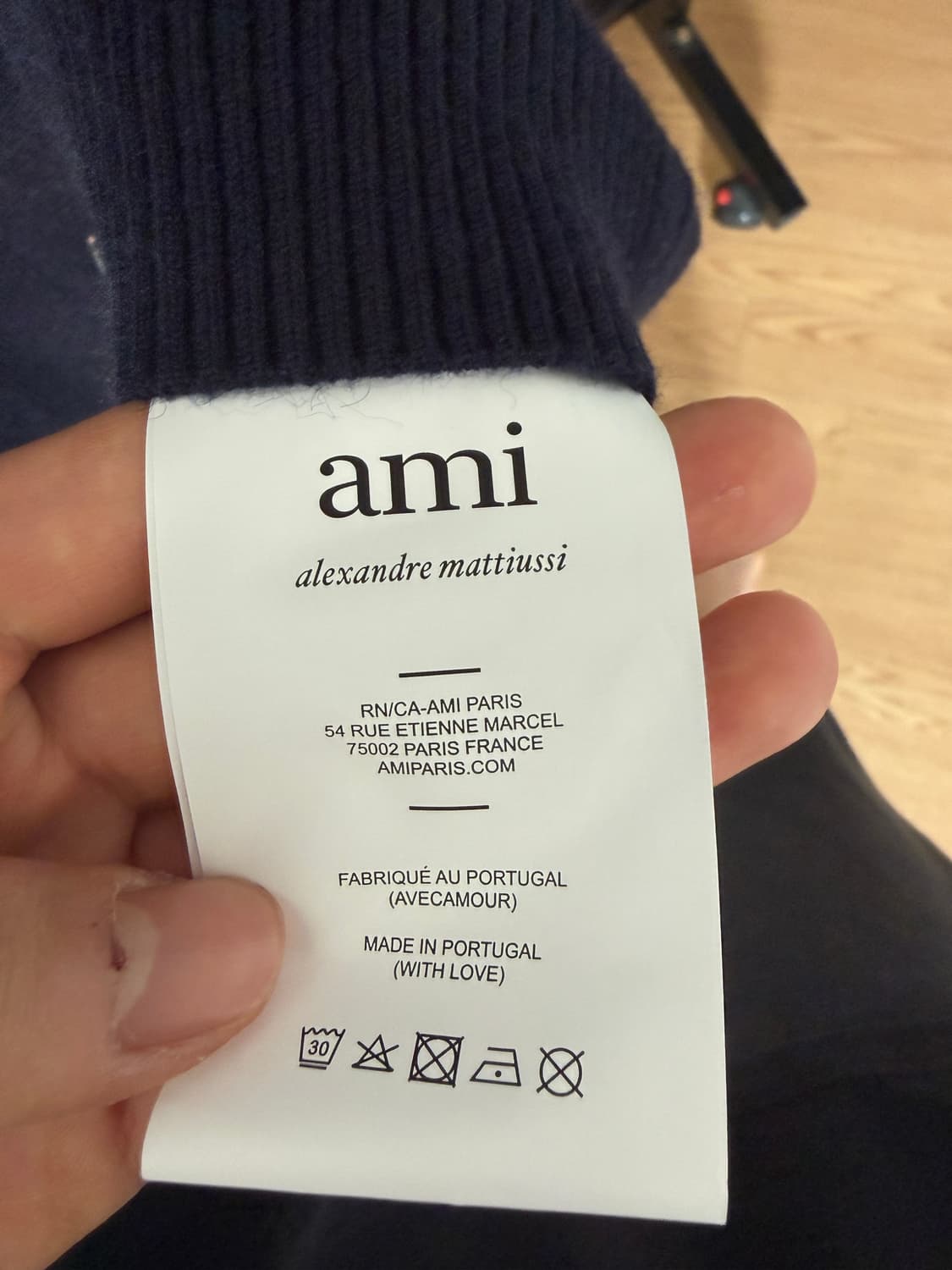 (⚠️설명 필독⚠️) 아미 빅 하트 가디건 네이비 여성용 상품이미지4