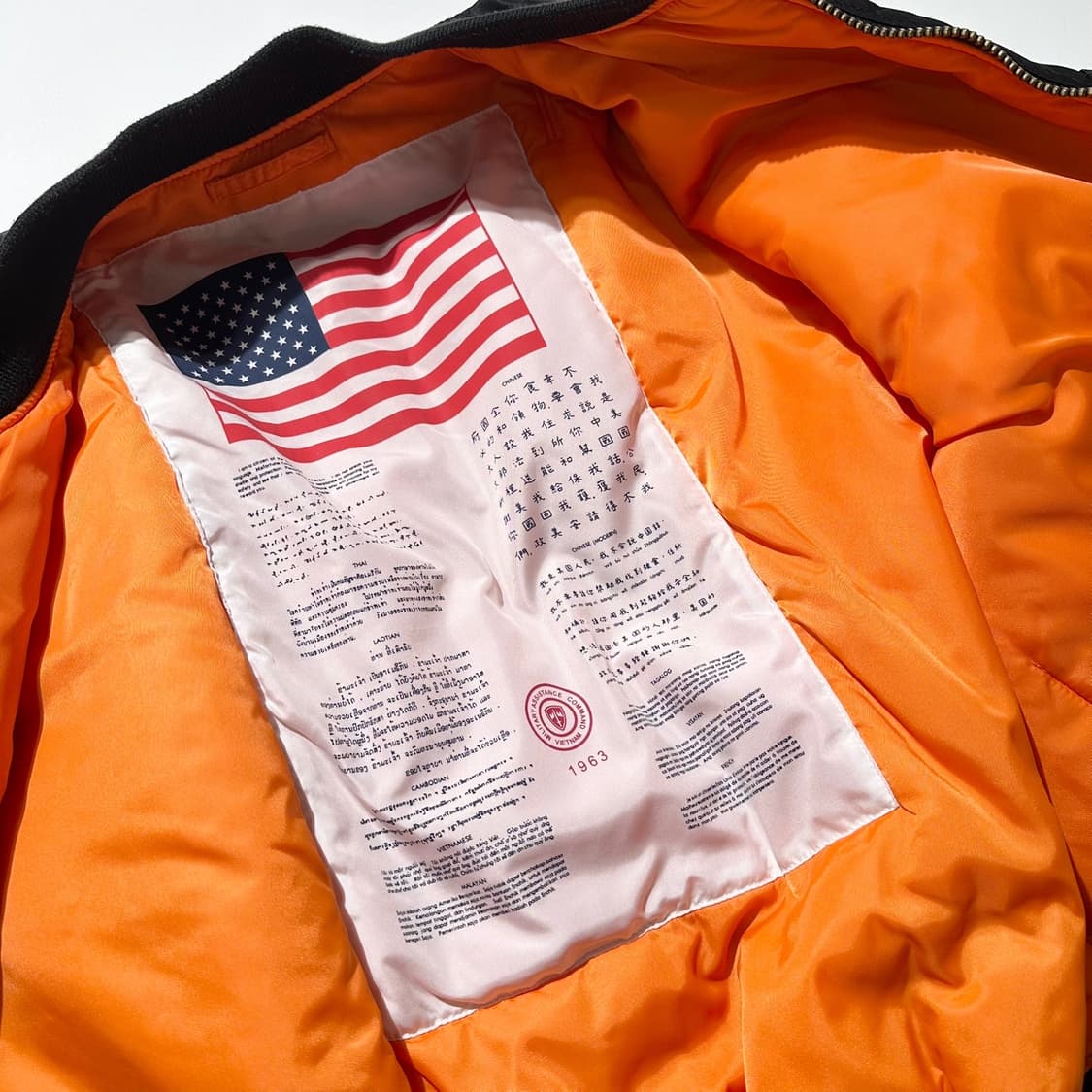 알파 인더스트리 MA-1 항공 점퍼 블랙 상품이미지8