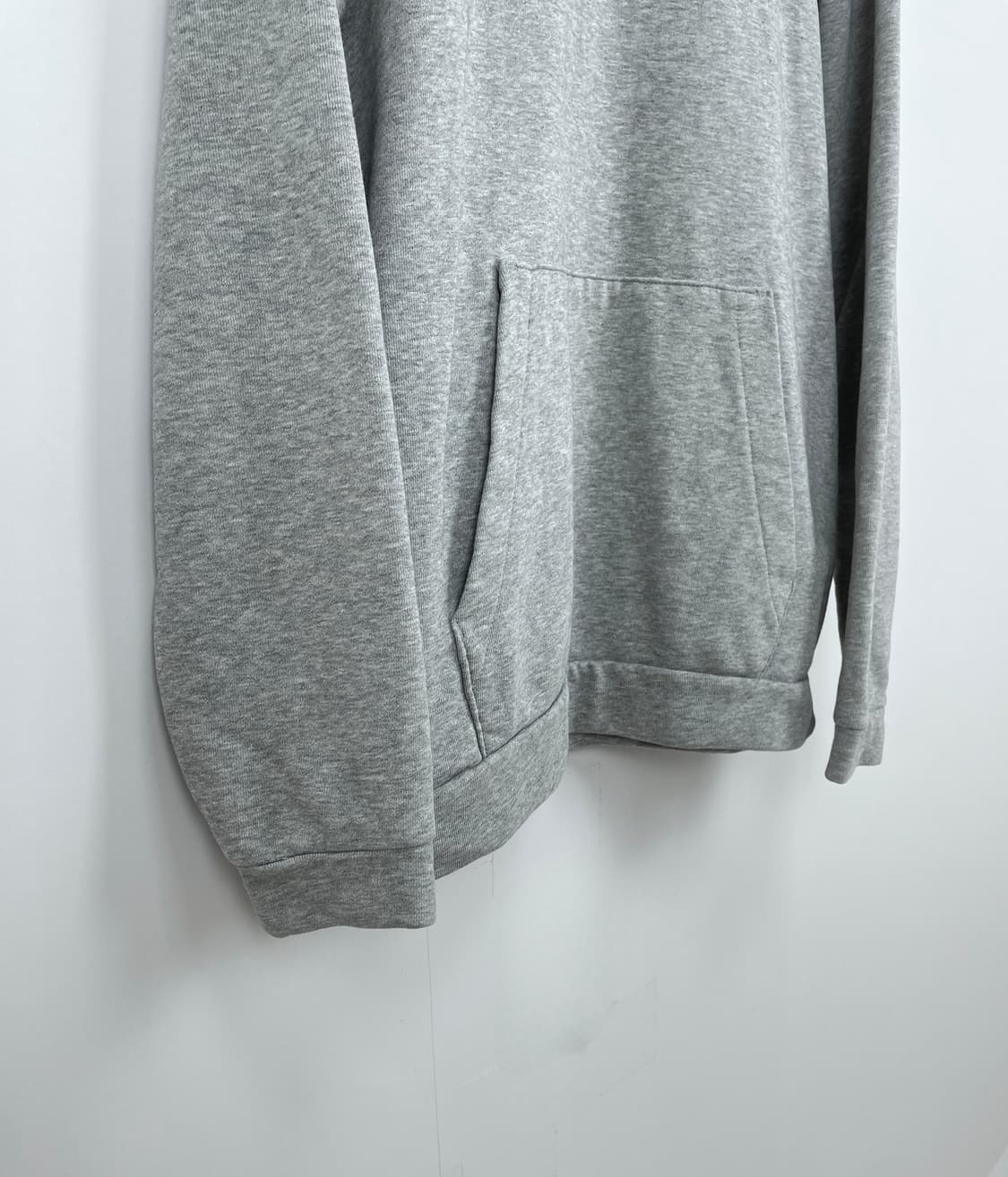 나이키(NIKE) 지브라 빅 스우시 그레이 후드티 상품이미지4