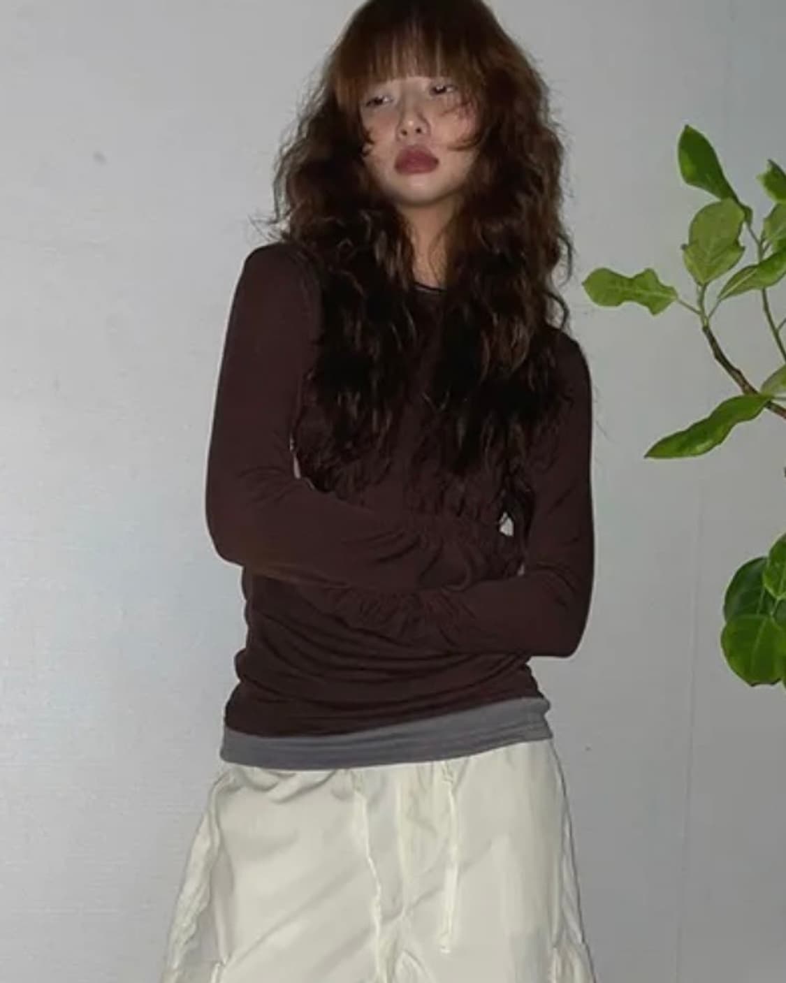 셔링 레이어드 워머티셔츠 갈색 상품이미지2