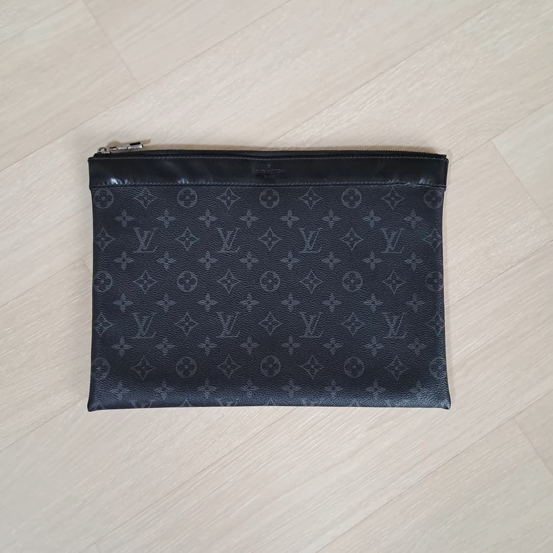 [100%/정품] 루이비통 포쉐트 모노그램 이클립스 클러치,루이비통클러치 상품이미지1