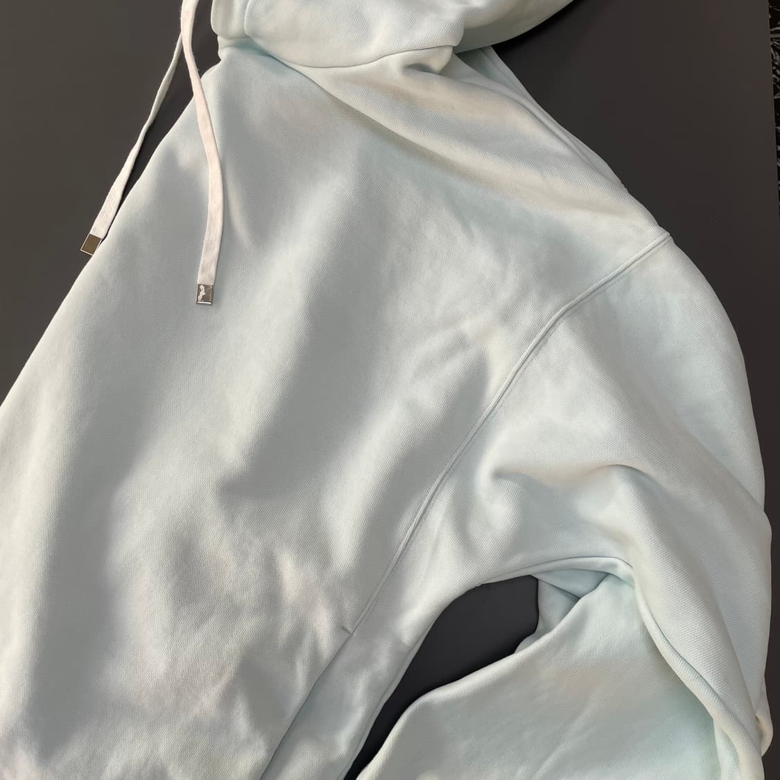 [50] 솔리드 옴므 백로고 오버핏 후드티 상품이미지3