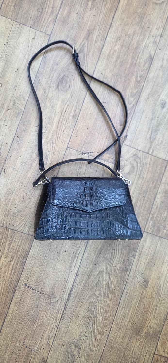 파시에티티 악어가죽백 상품이미지4