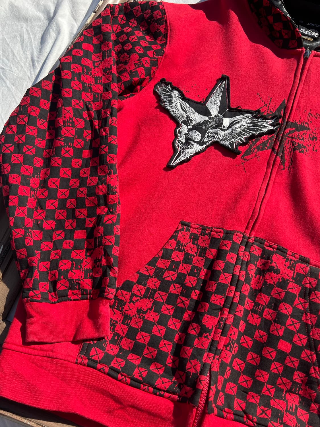 레벨(rebel) 윙 집업 후디 상품이미지3