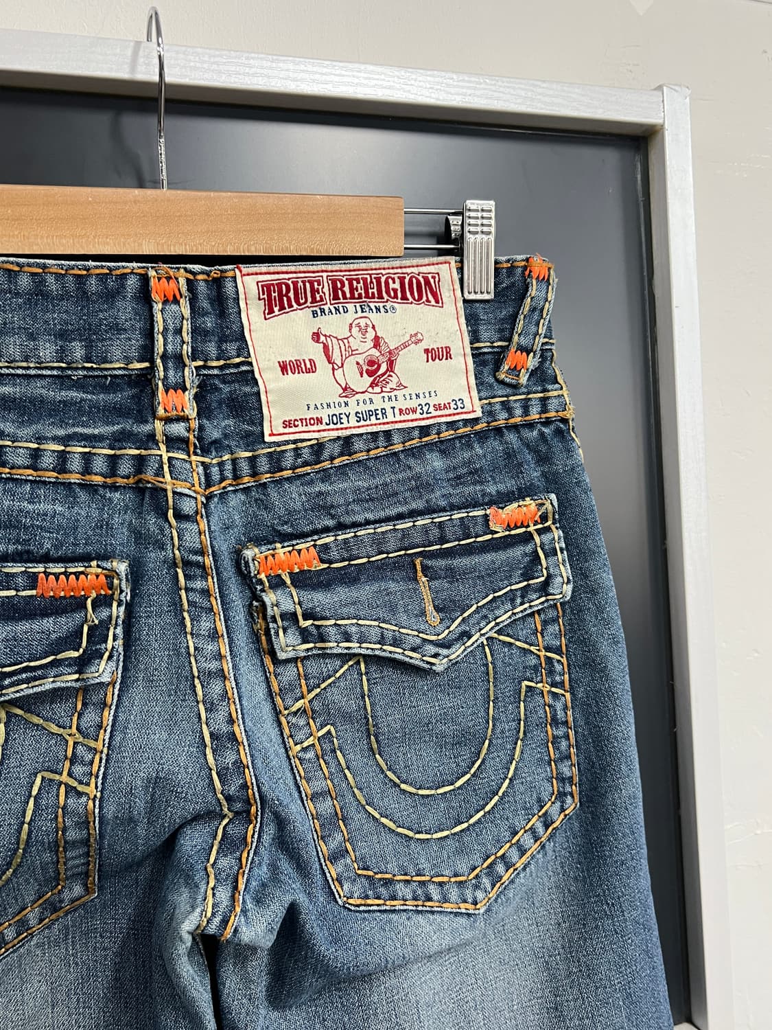 True Religion트루릴리전 조이 슈퍼 T 부츠컷 나팔핏 데님 팬츠 상품이미지2