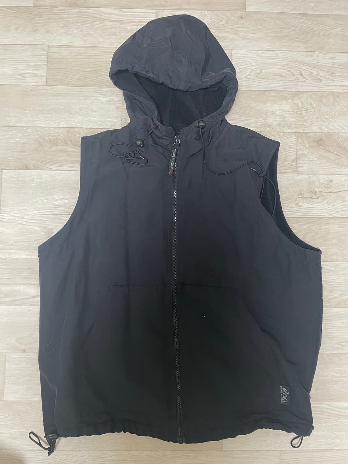 아식스 후드 조끼 라지 상품이미지1