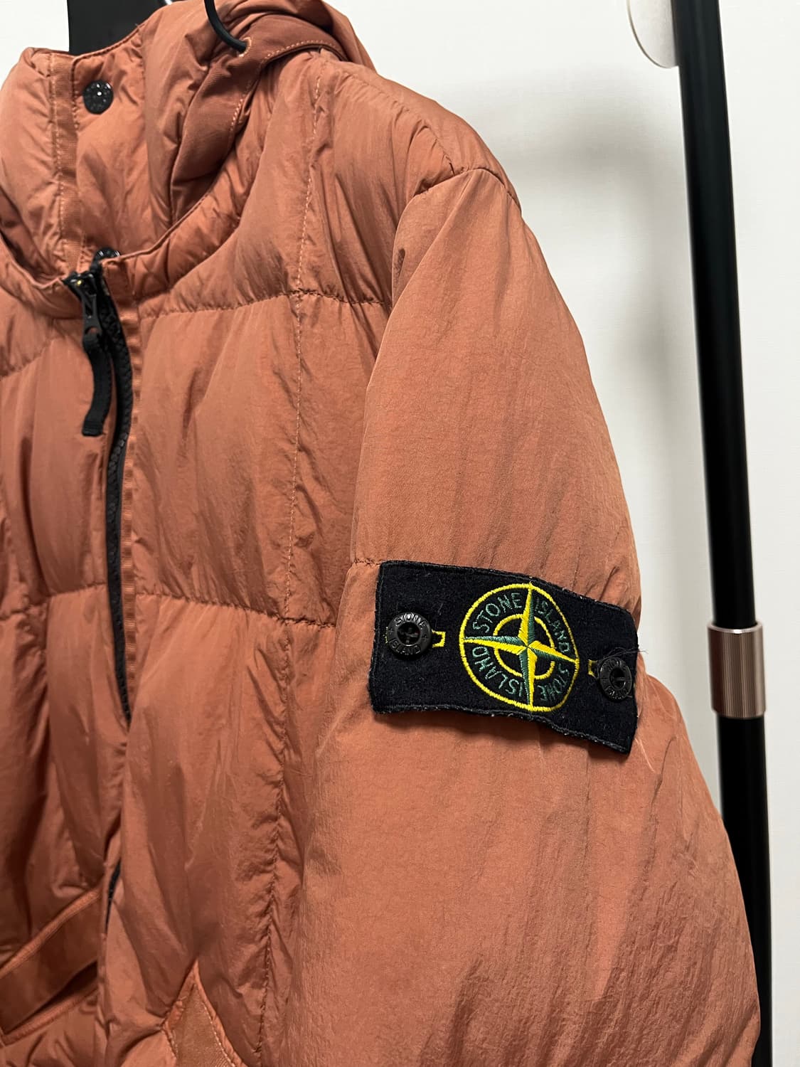 (L) 스톤 아일랜드 크링클랩스 패딩 버건디 상품이미지2