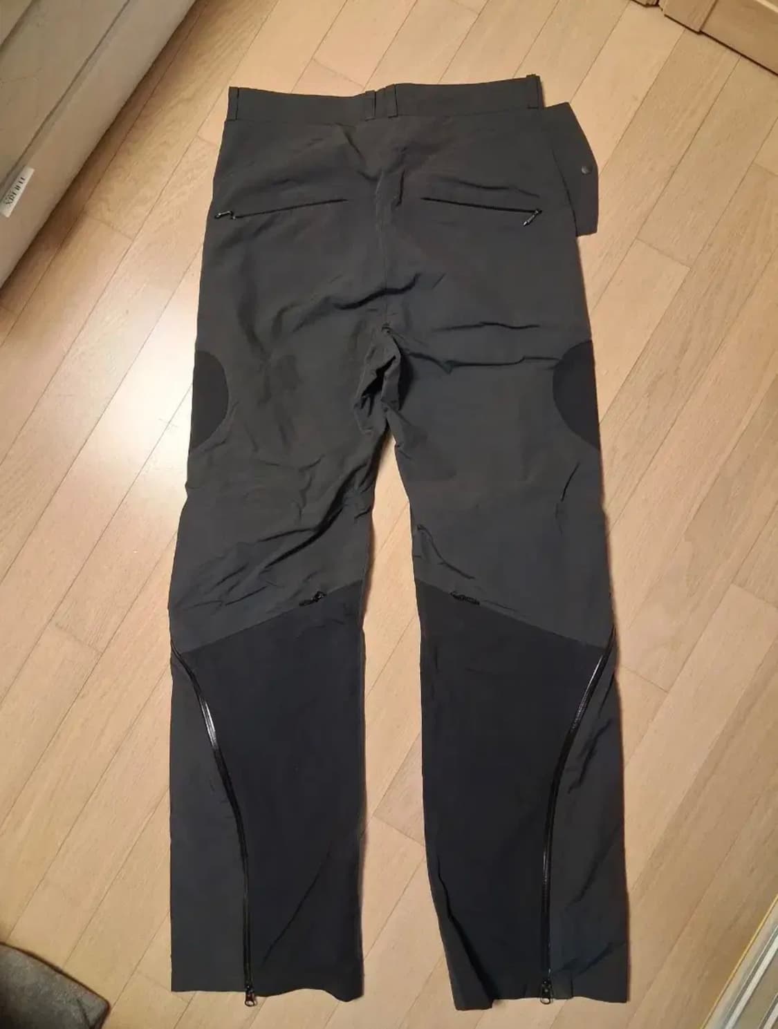 민킴호 블랙 트론 팬츠 상품이미지2