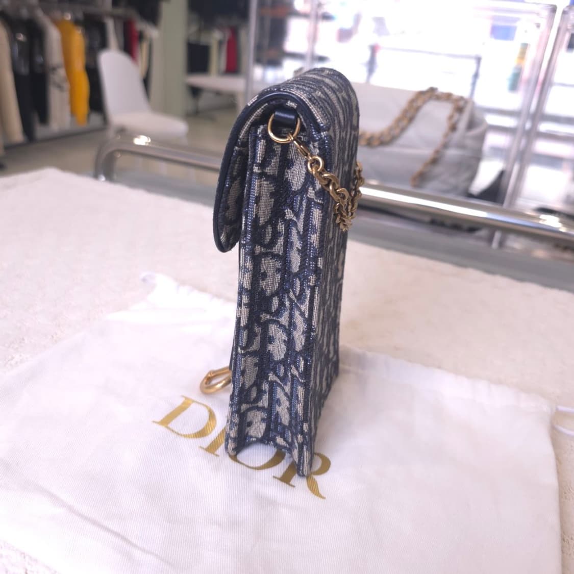 [중고/정품] 디올 오블리크 새들 버티컬 파우치 크로스백 상품이미지4