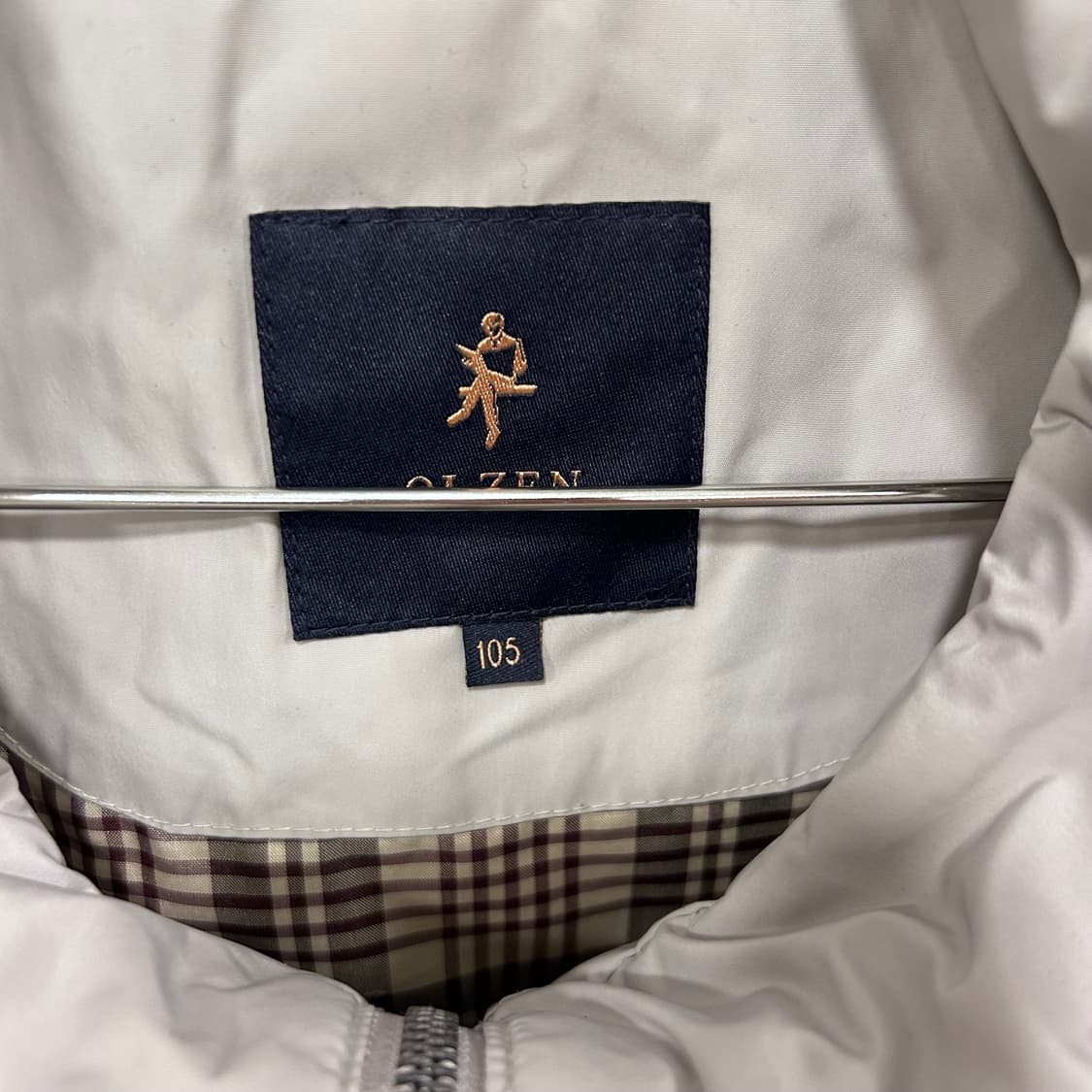 올젠 후드내장 절개 하이넥 나일론 자켓 상품이미지3