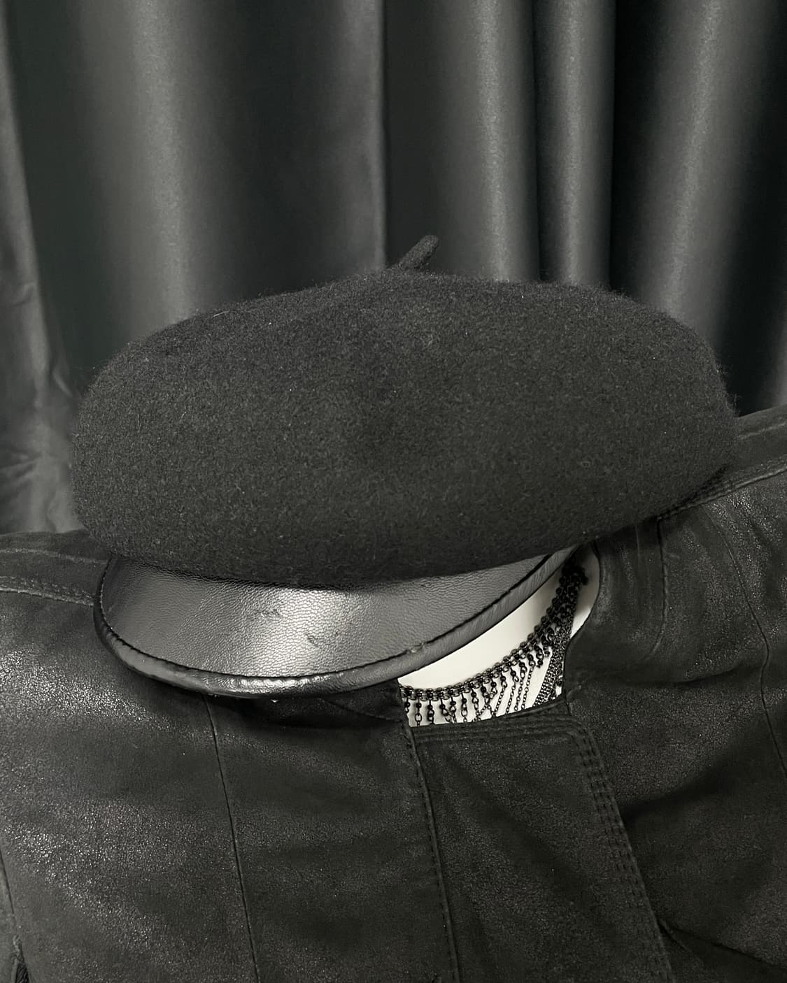 None Leather Brim Wool Beret 상품이미지2