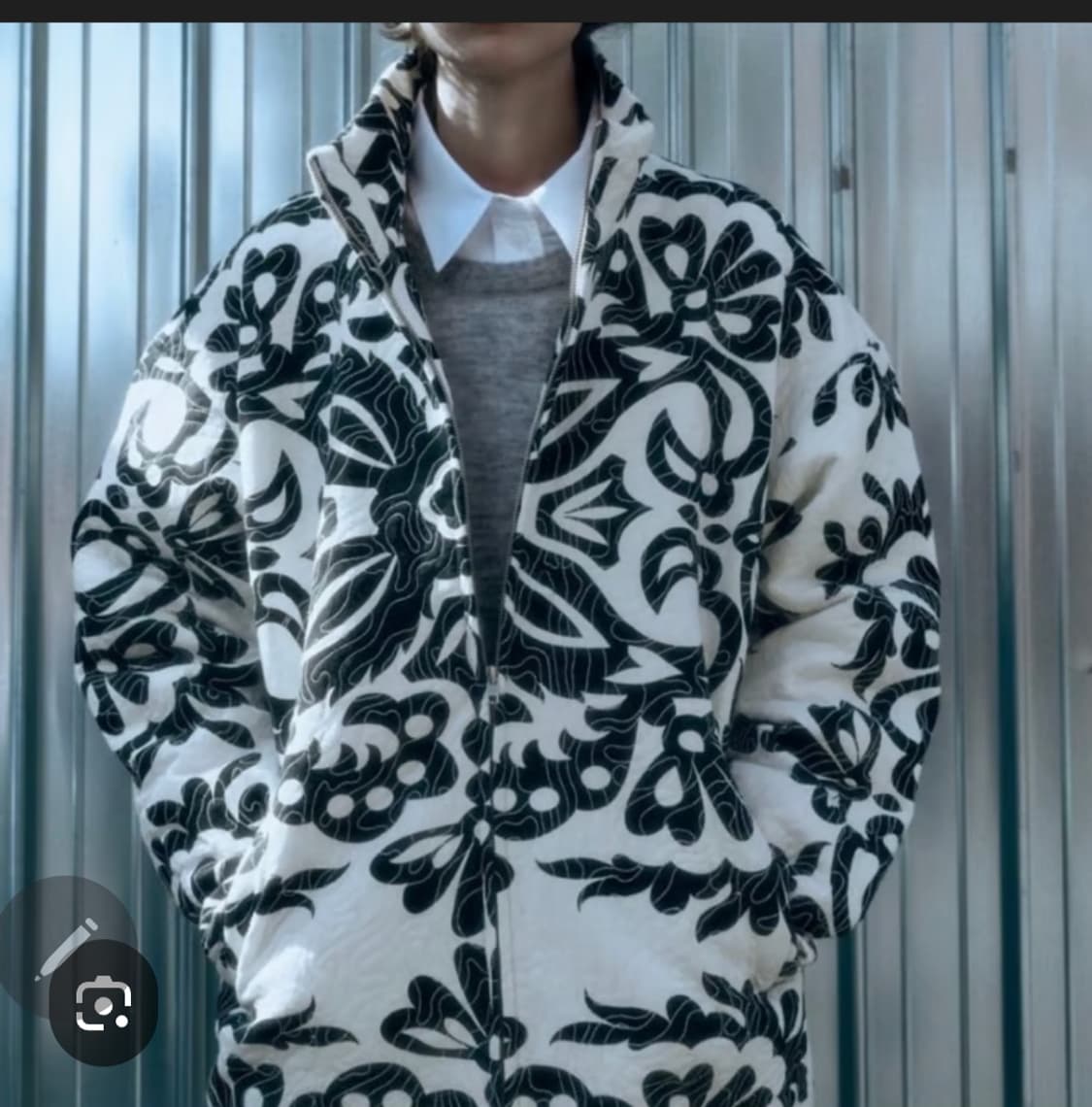 자라 블랙 앤 화이트 패턴  누빔 자켓 상품이미지3