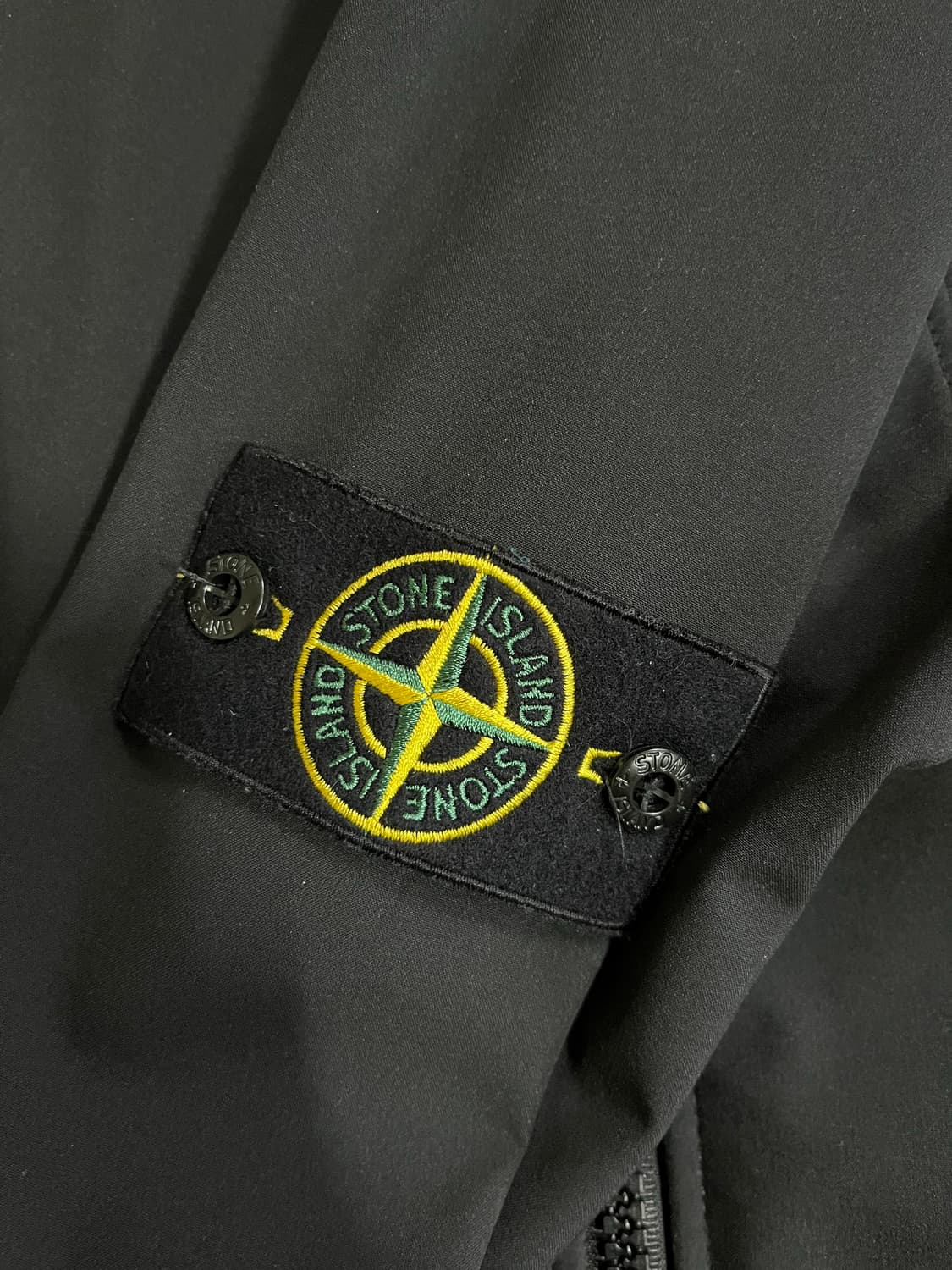 스톤아일랜드 하이넥집업 상품이미지3