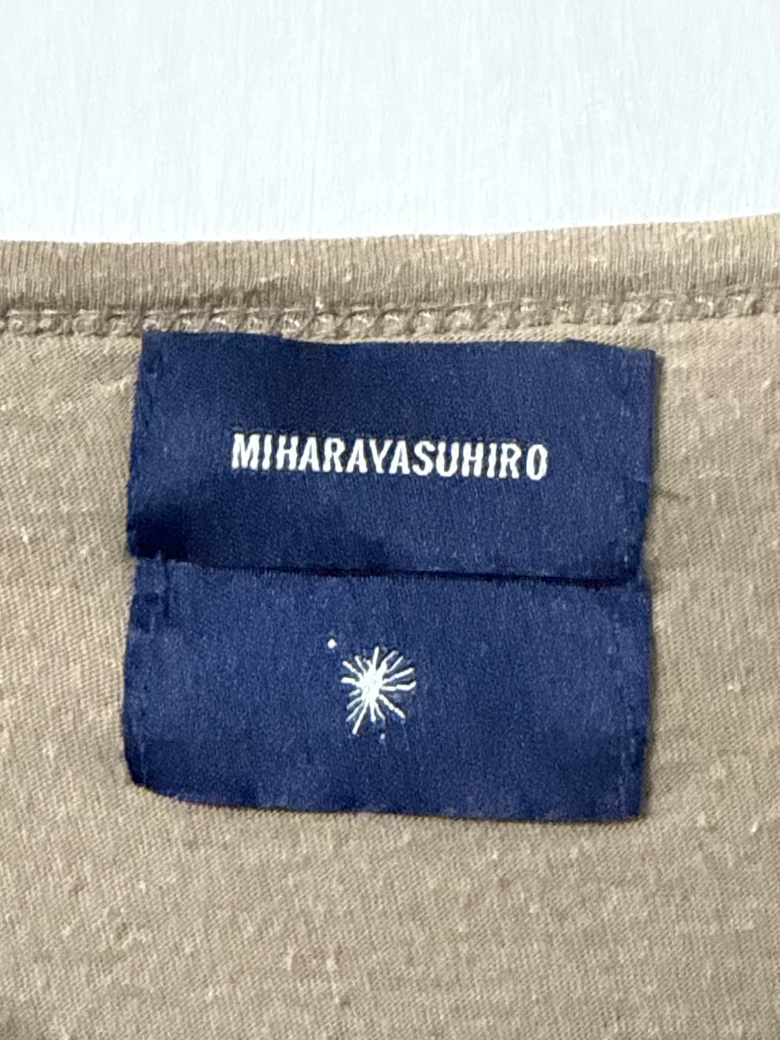 미하라야스히로 그런지 홀 데미지 이중레이어드 반팔 상품이미지5