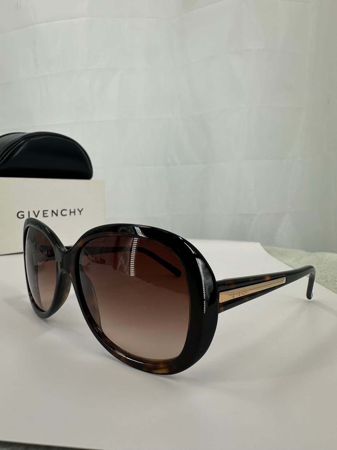 [새상품 무료배송] 지방시 Made in Italy 선글라스 상품이미지1